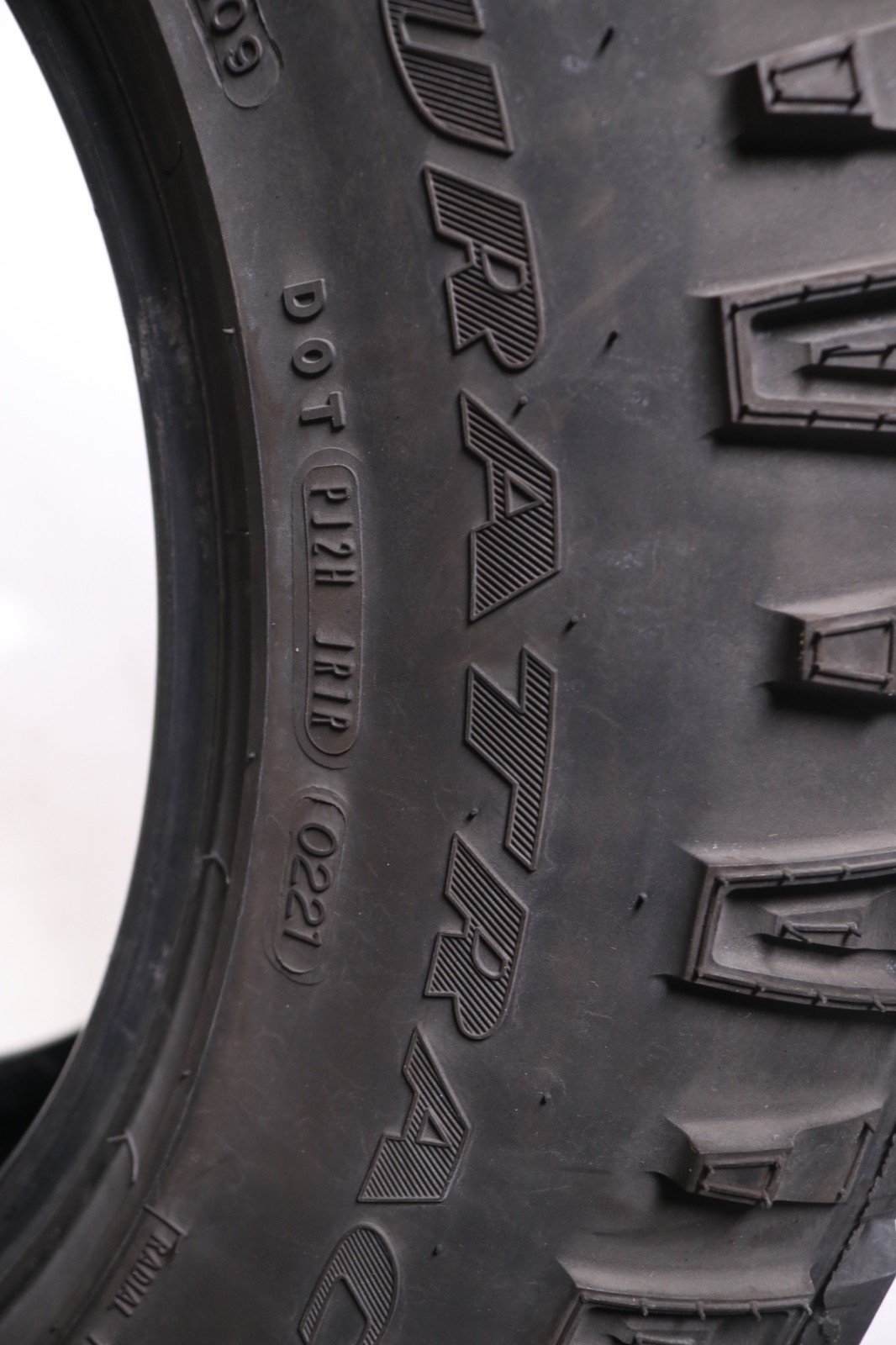 Set of 4 Used 265/65R17 Goodyear Wrangler Duratrac – 112S 8.5-9.5/32 No Repairs