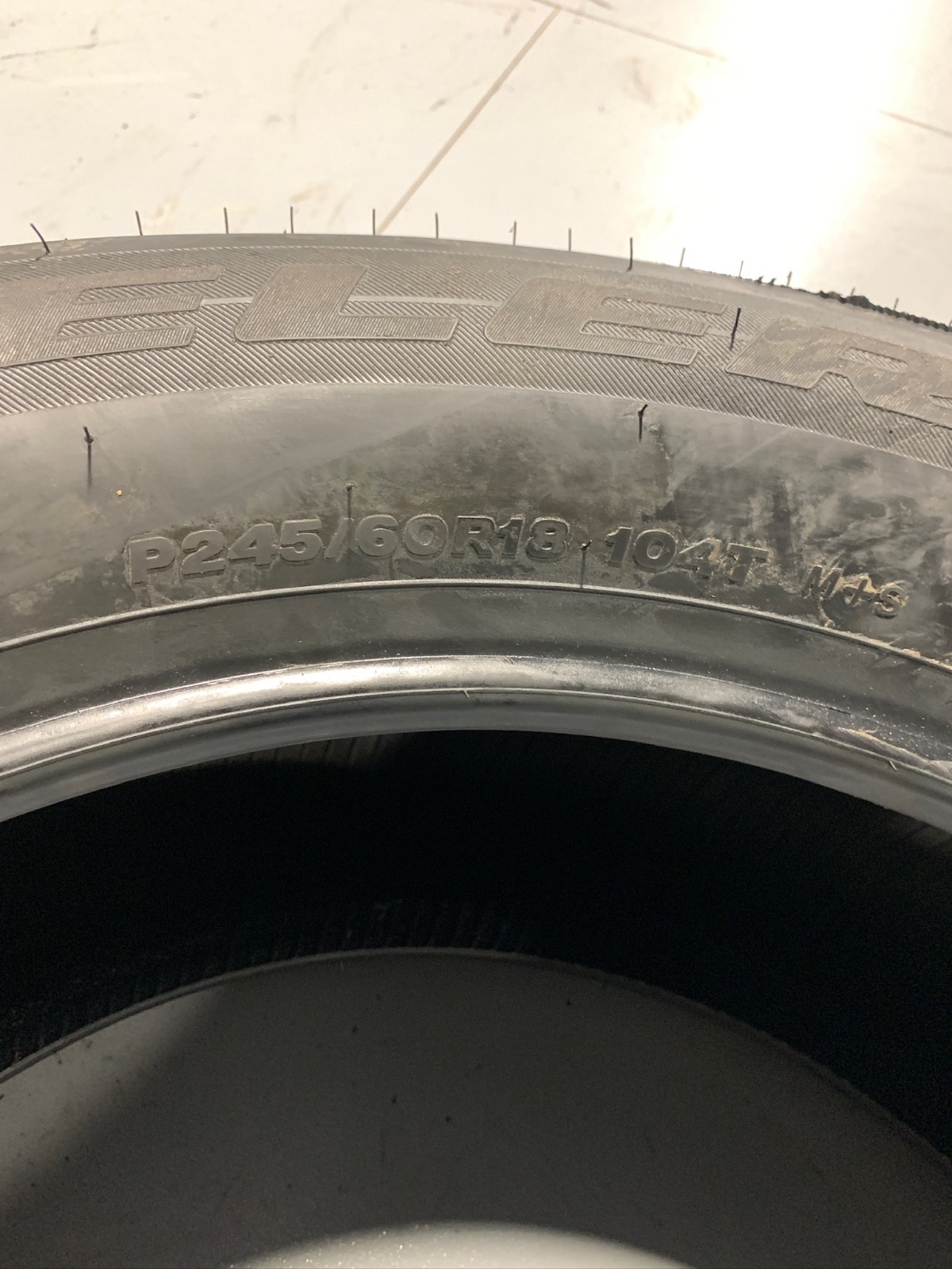 1 New 245 60 18 Bridgestone Dueler H/L 422 Ecopia All Season Tire
