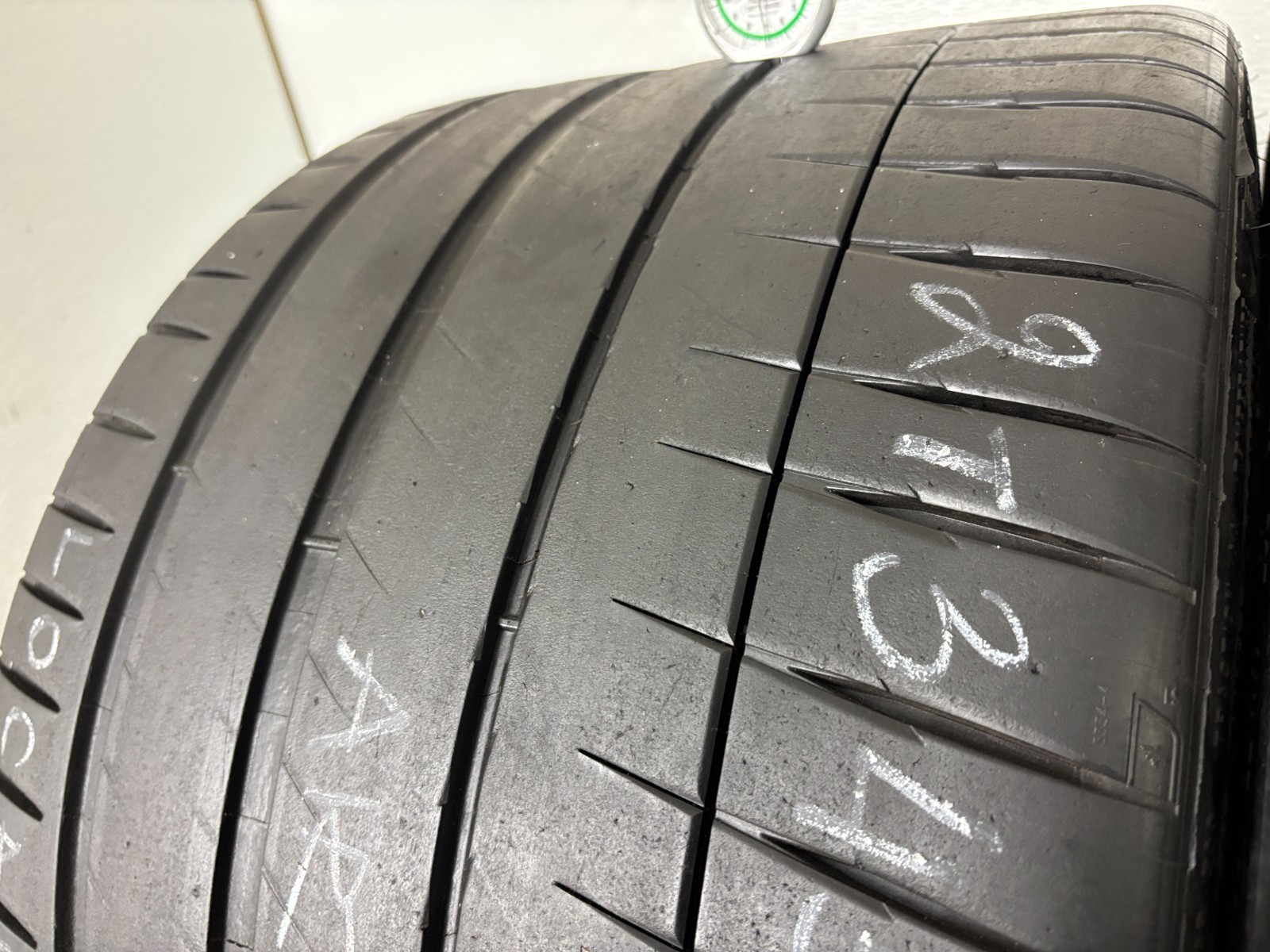 NO SHIPPING ONLY LOCAL PICK UP 2 Tires 345 25 21 Michelin Pilot Sport 4 S ZP RFT