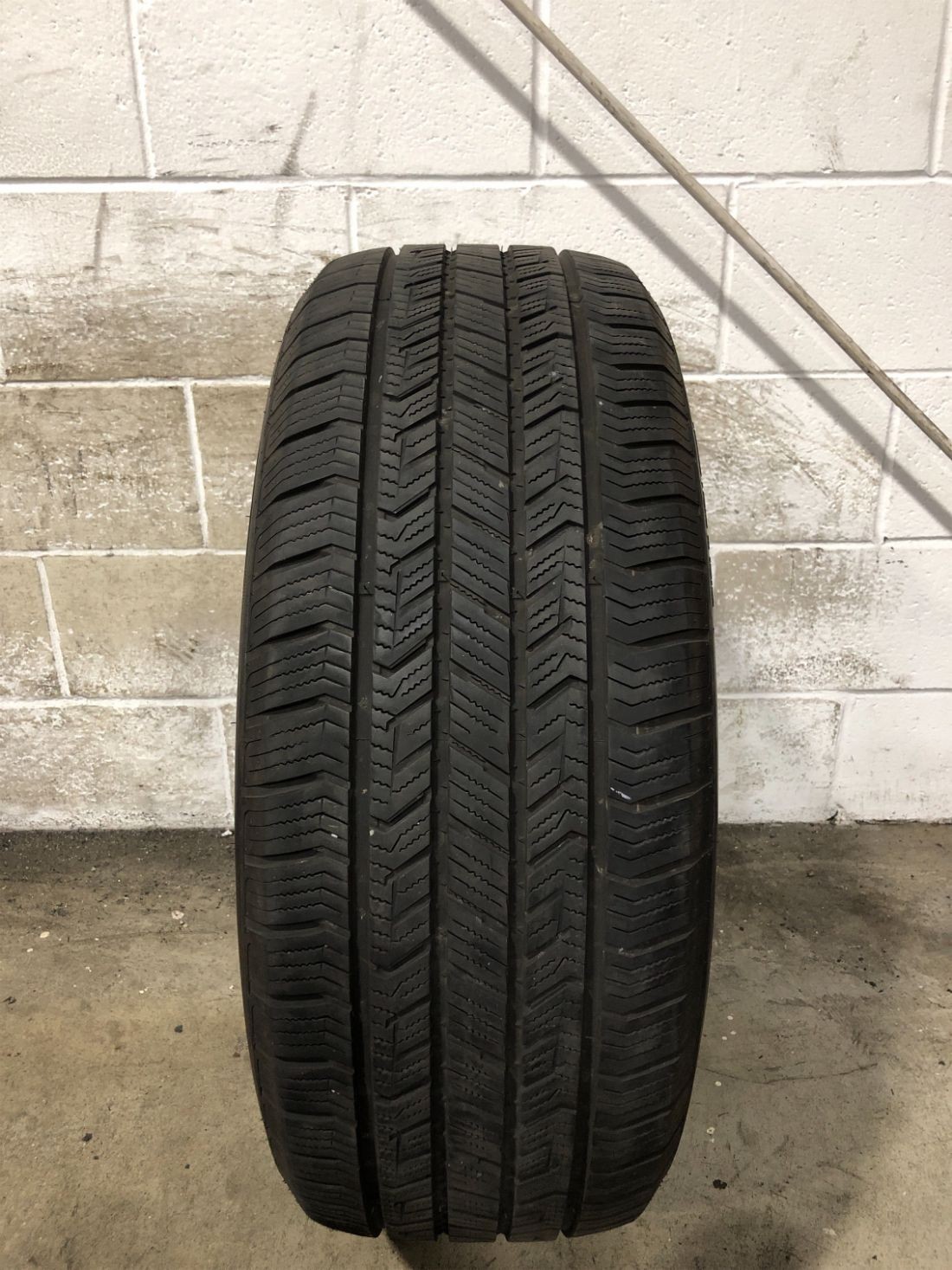 1x P255/55R20 Fortune Climaflex 4s FSR402 8/32 110 V Used Tire 2555520