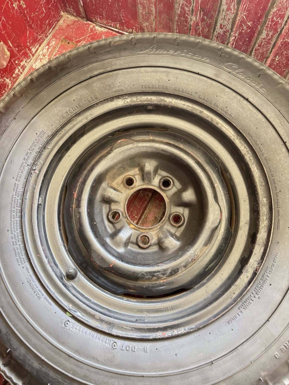 Coker American Classic 670R15 Tires On 1955/56 Chevrolet 15×5 Wheels