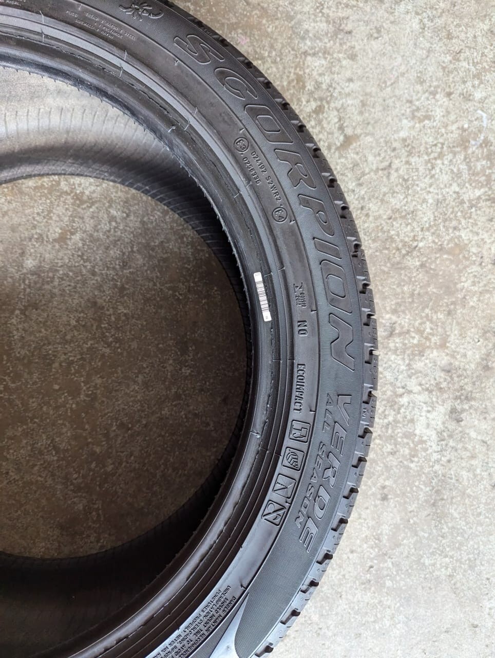 295/40R20 (106V) Pirelli Scorpion Verde All Season N-0 Single Tire