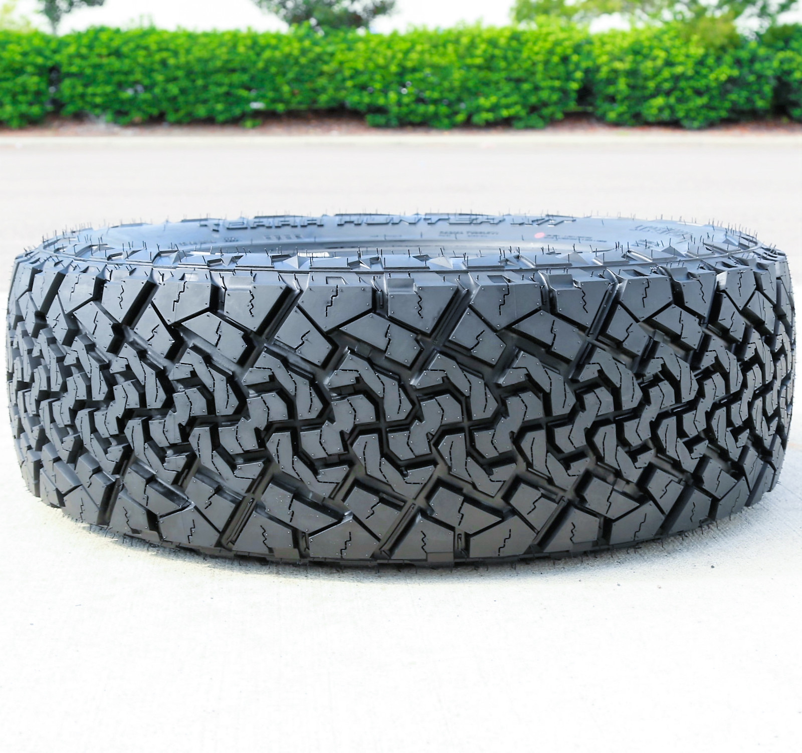 4 Tires Venom Power Terra Hunter X/T 245/65R17 111T XL XT Extreme Terrain