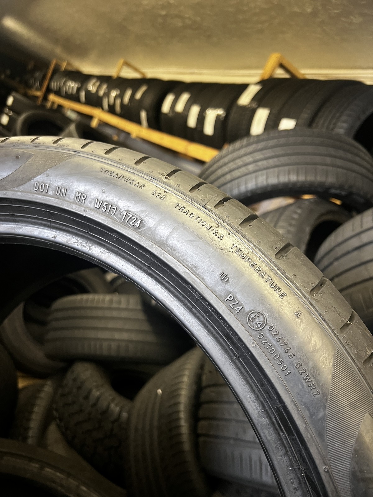 1 Tire Pirelli P Zero PZ4 Run Flat ★ BMW 315/35R21 111Y DOT.1724 6.5/32