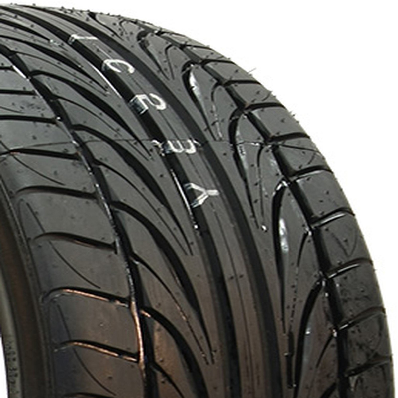 2 New Ohtsu Fp8000 – 245/45zr20 Tires 2454520 245 45 20