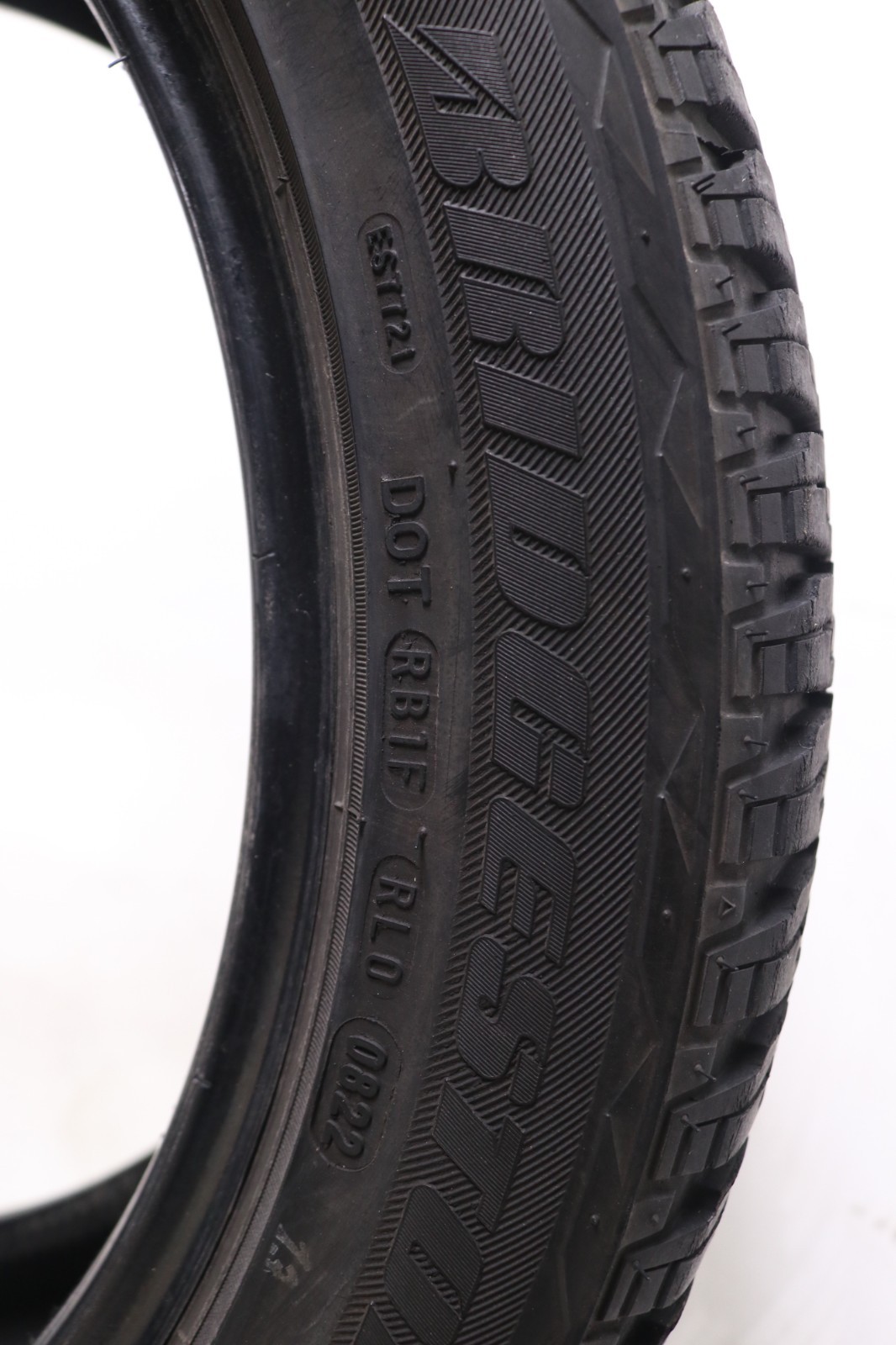 Set of 2 Used 235/50R19 Bridgestone Dueler H/L Alenza Plus – 99H – 7-8/32