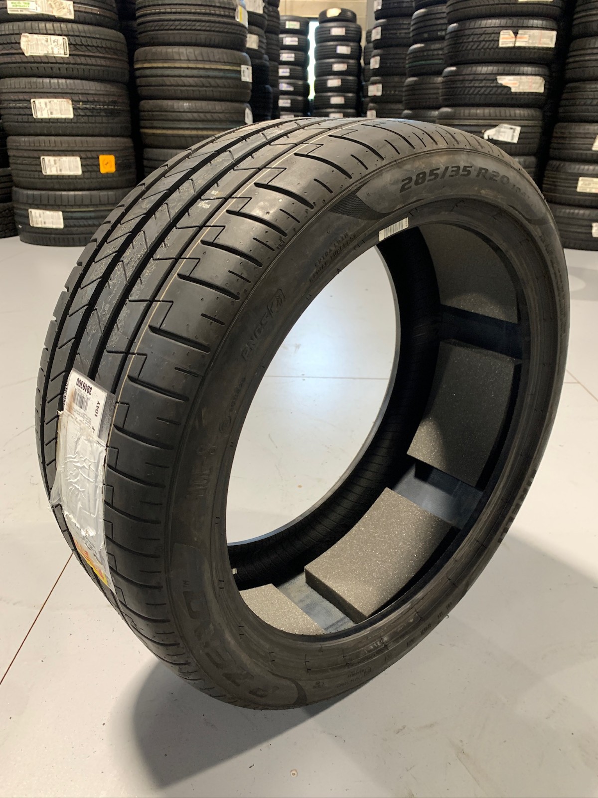 1 New 285 35 20 Pirelli P Zero PZ4 PNCS MOE Noise Cancelling Run Flat Tire