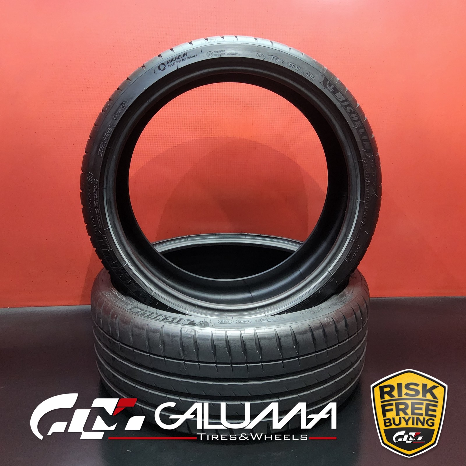 Set of 2 Tires Michelin Pilot Sport 4S XL 235/35ZR20 235/35/20 No Repairs #95868
