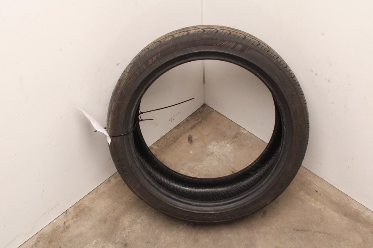 2024 Tire Kumho Ecsta 4X II 225/40ZR18 92W R81189