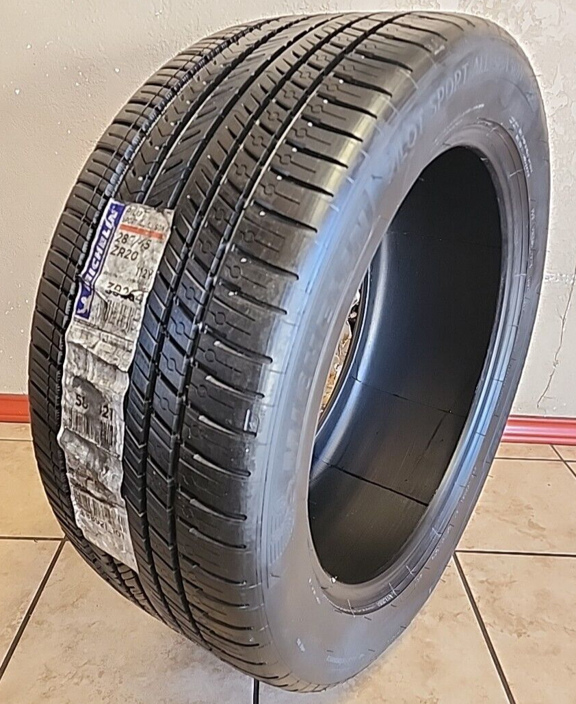 285/45ZR20 112Y Michelin Pilot Sport All Season 4 10/32 DOT 0124 2854520
