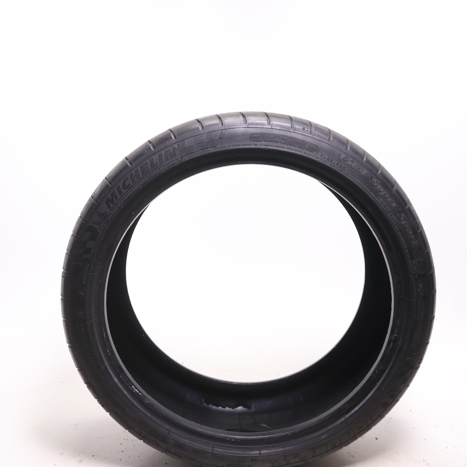 Set of 2 Used 255/35ZR19 Michelin Pilot Super Sport – 96Y – 8-9/32