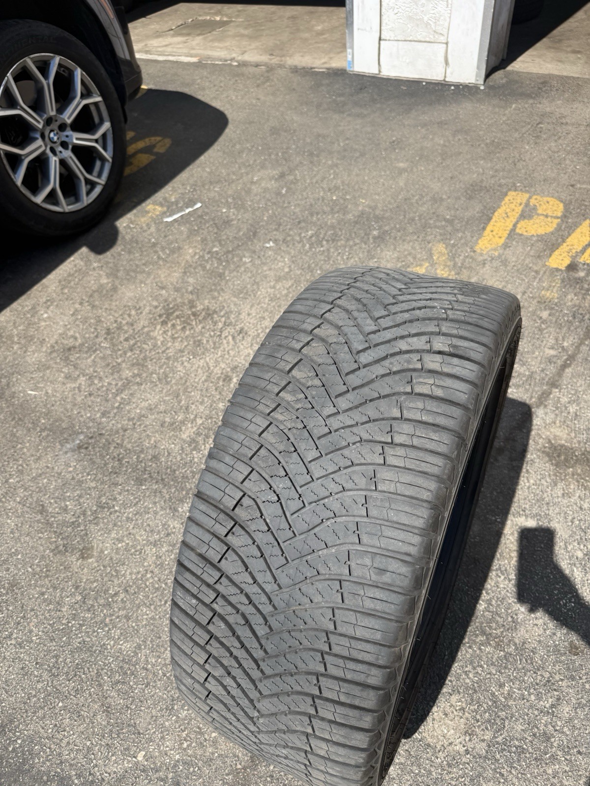 Goodyear 285/45R21 Tires Set of 4 – Used Only 15 Days – 80% Tread – With Invoice