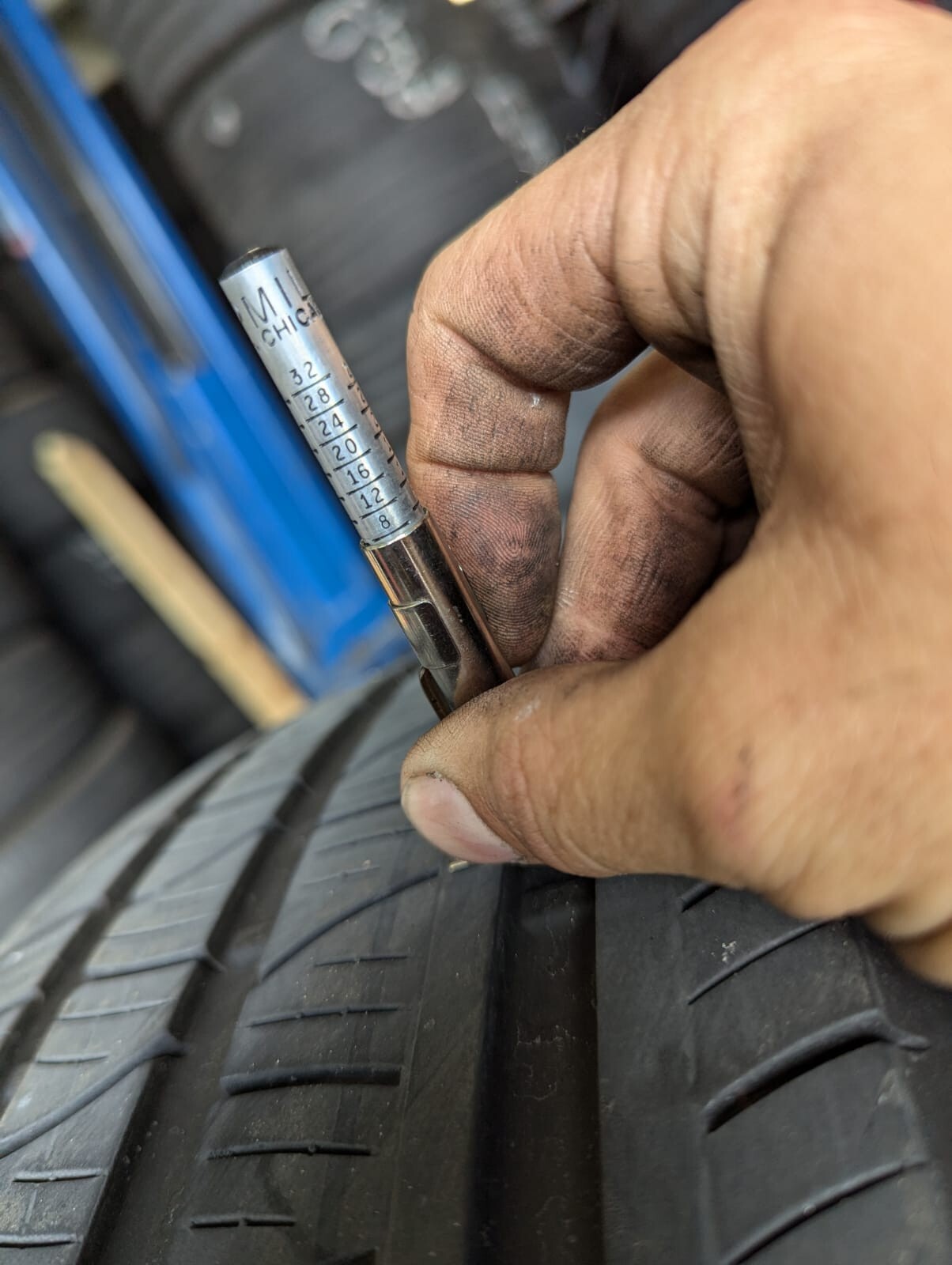 295/40R20 (106V) Pirelli Scorpion Verde All Season N-0 Single Tire