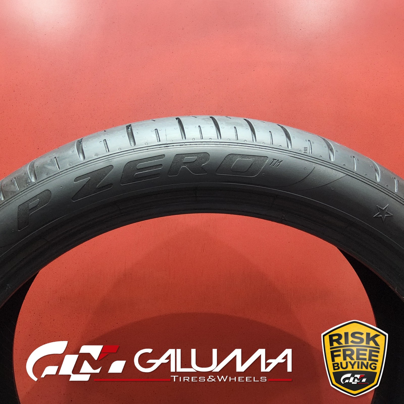 1 (One) Tire LikeNEW Pirelli P Zero PZ4 ★ XL 285/35R21 285/35/21 No Patch #91397