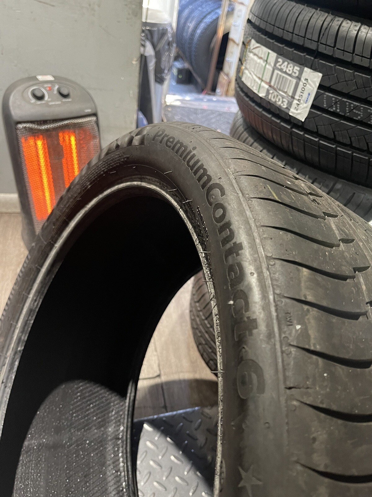 Tire Continental PremiumContact 6 315/30R22 107y BMW