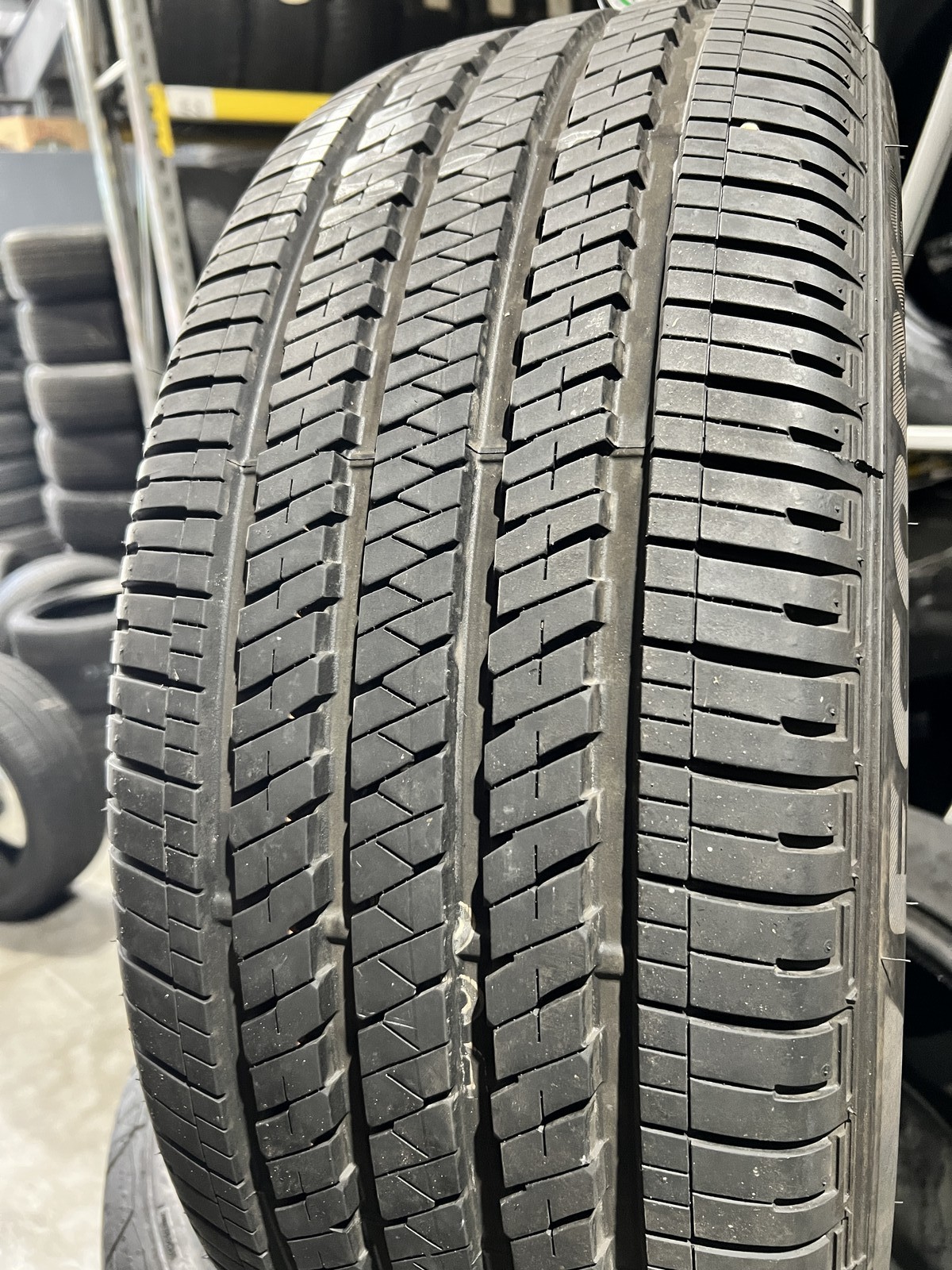 1 Tire Bridgestone Ecopia H/L 422 Plus 265/50R20 107T DOT.5025 9.7532
