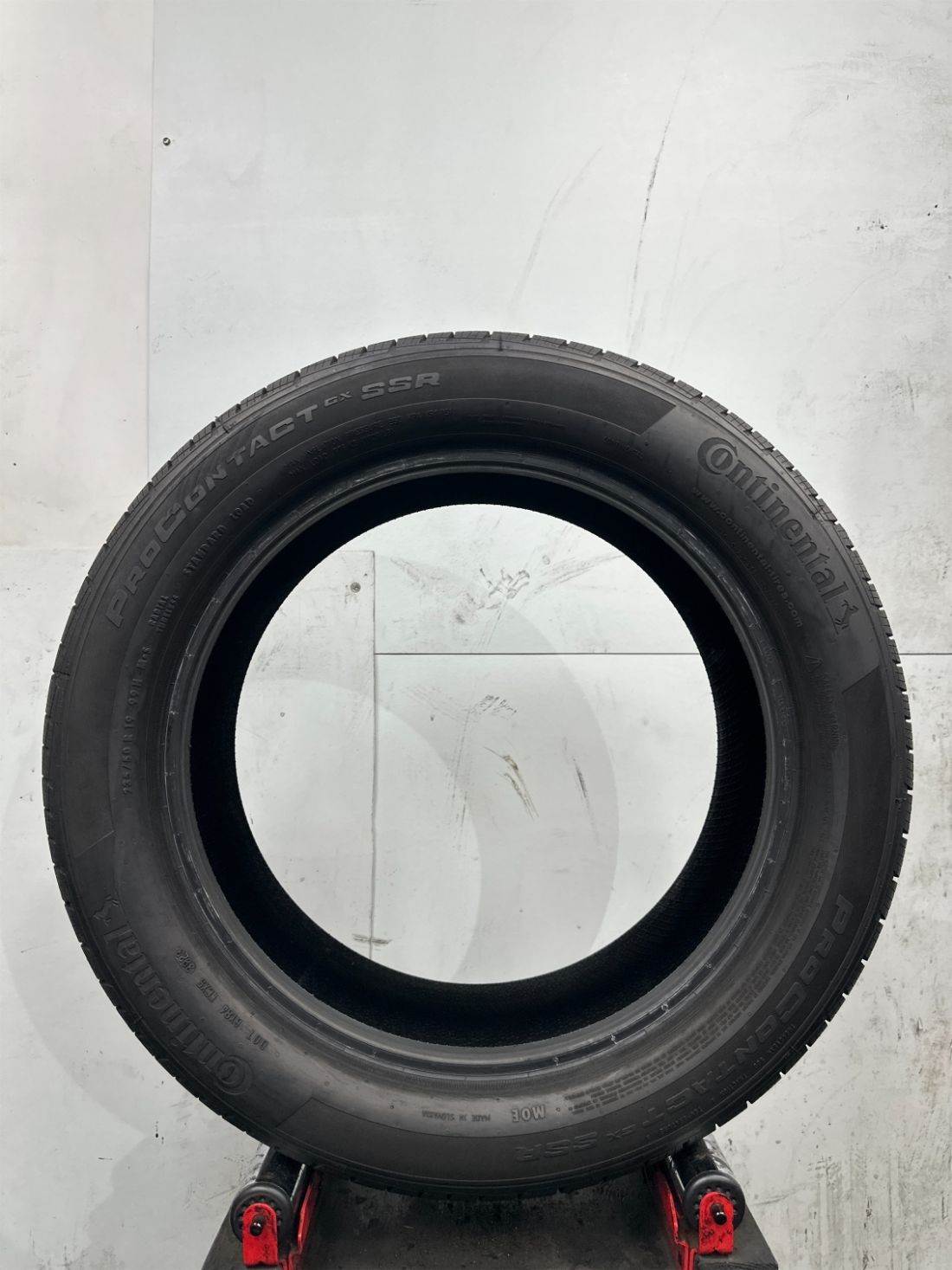 1 Used Continental ProContact GX SSR Run Flat P235/50R19 2355019 235/50/19 9/32