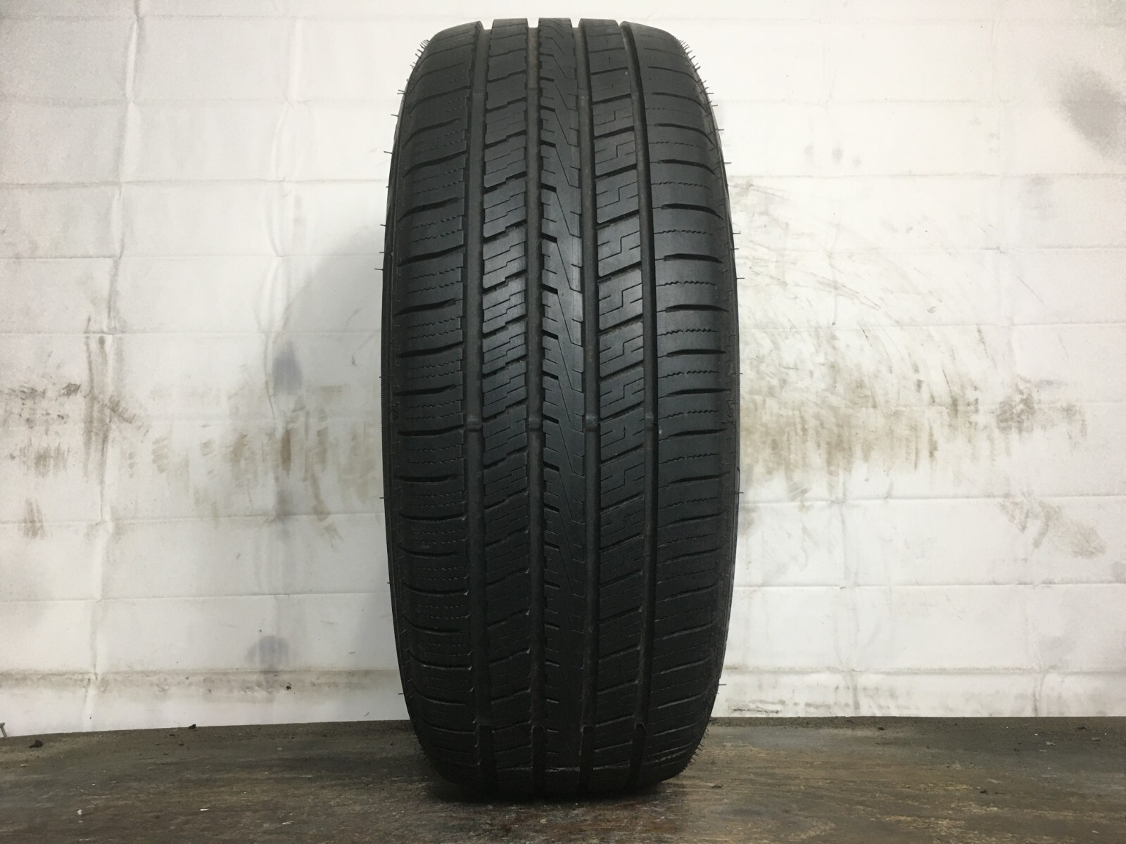 [1] Falken Pro G5 CSV P235/55R19 235 55 19 Tire 9.5-9.75/32