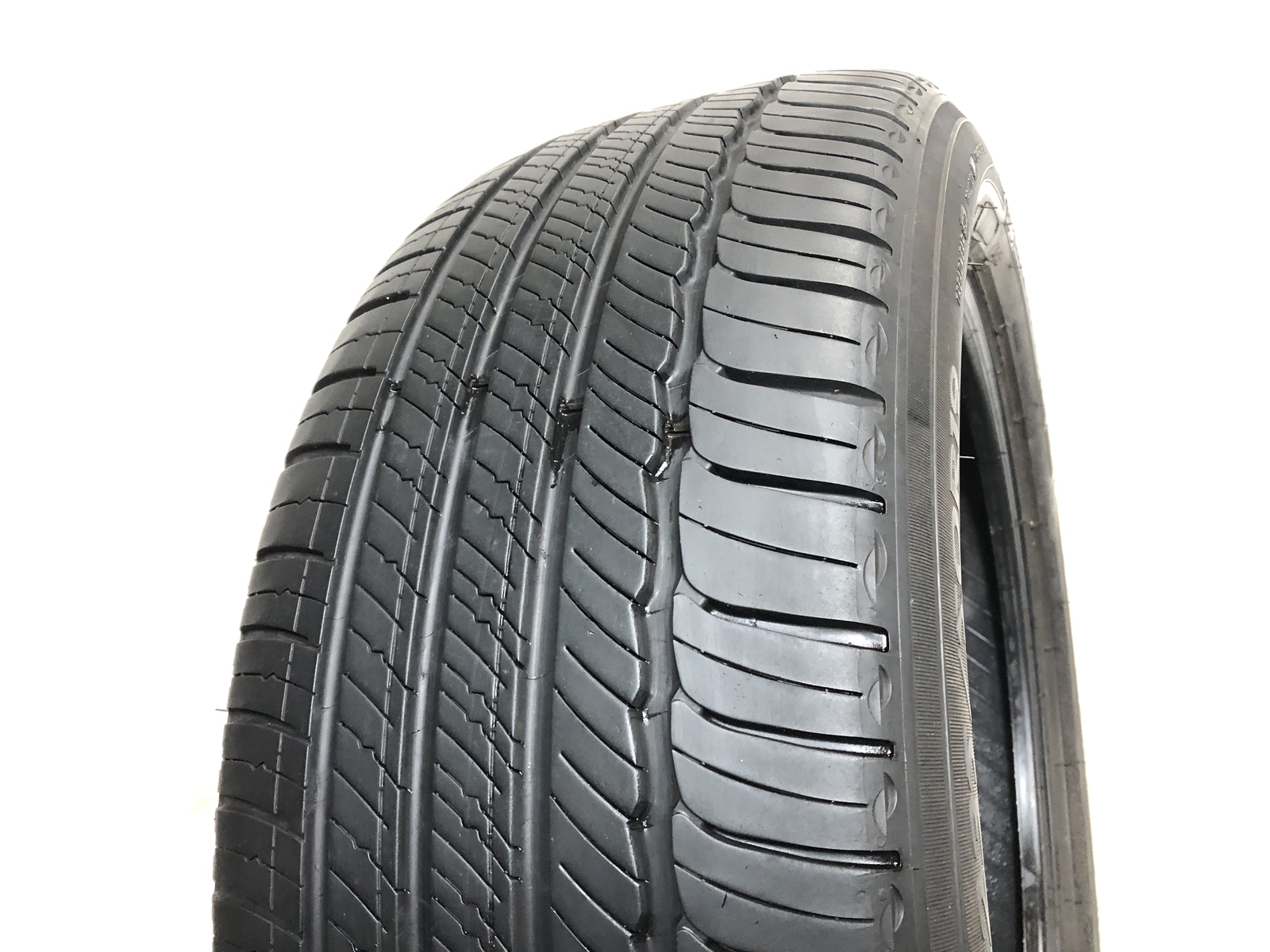 [1] Michelin Primacy MXM4 P235/50R19 235 50 19 Tire 7.5/32