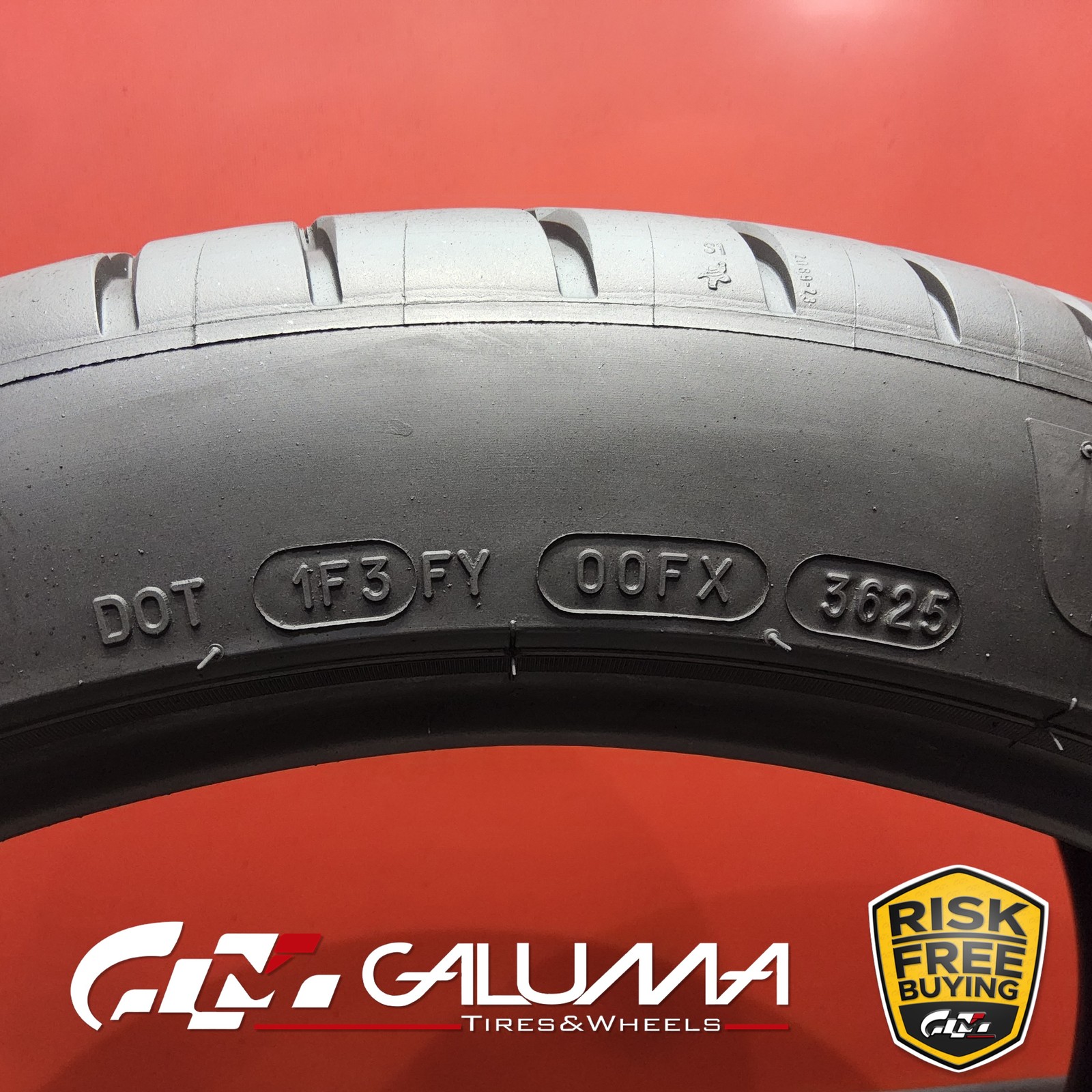 1 Tire LikeNEW Michelin Pilot Sport 4S (★) XL 285/35ZR20 285/35/20 104Y #95621