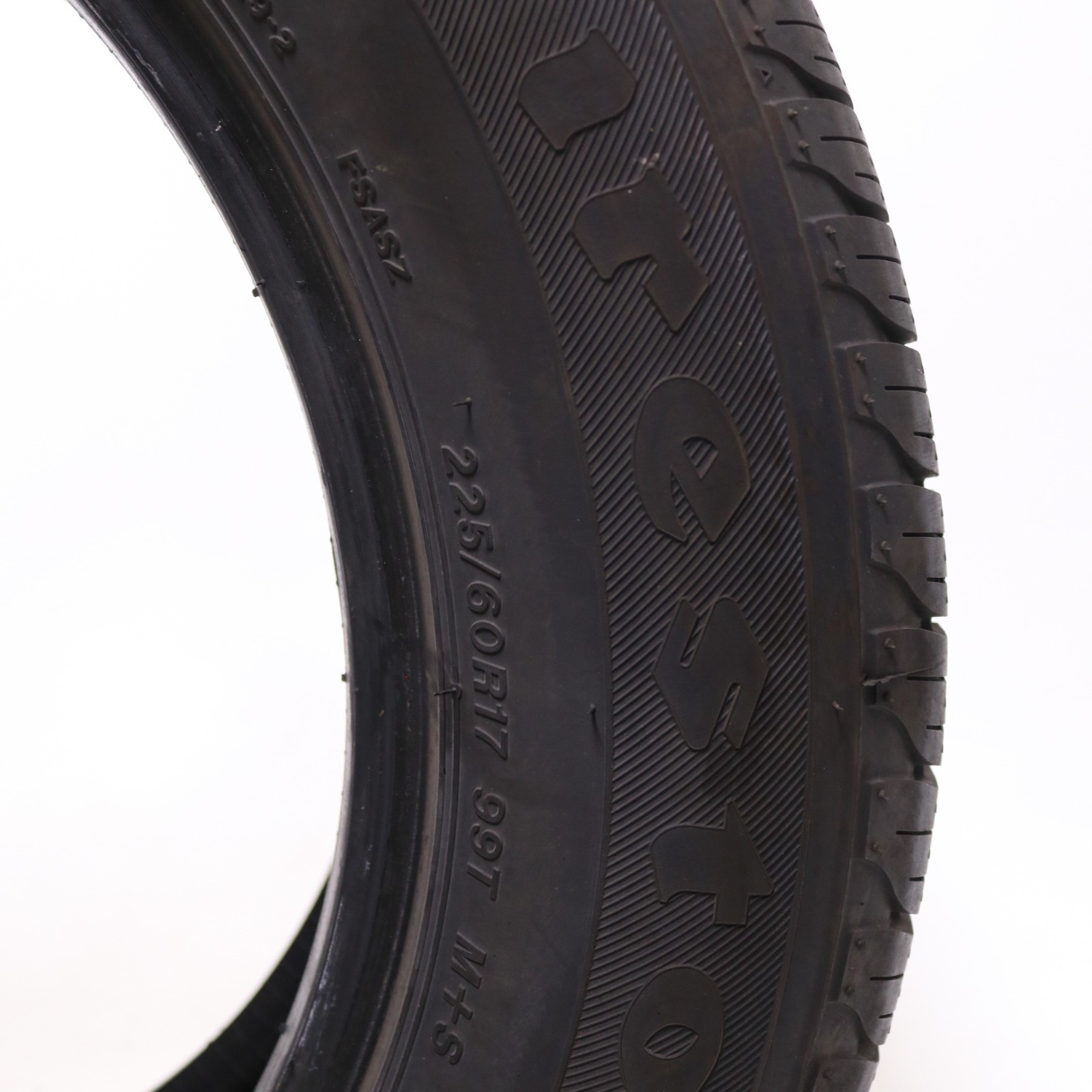 Set of 4 Used 225/60R17 Firestone All Season – 99T – 8-8.5/32