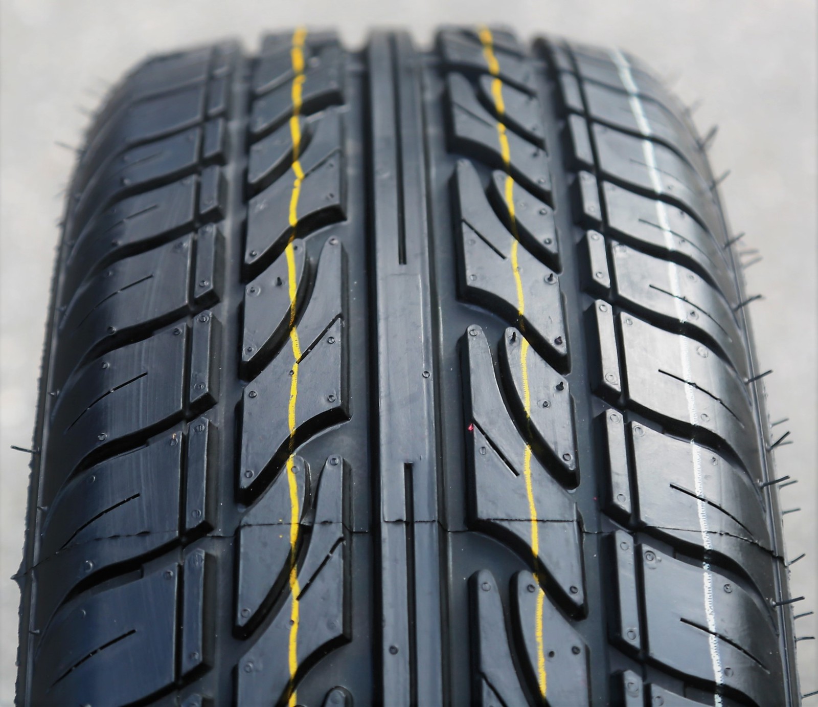 4 Tires 185/50R16 Haida Racing HD921 Performance 81V