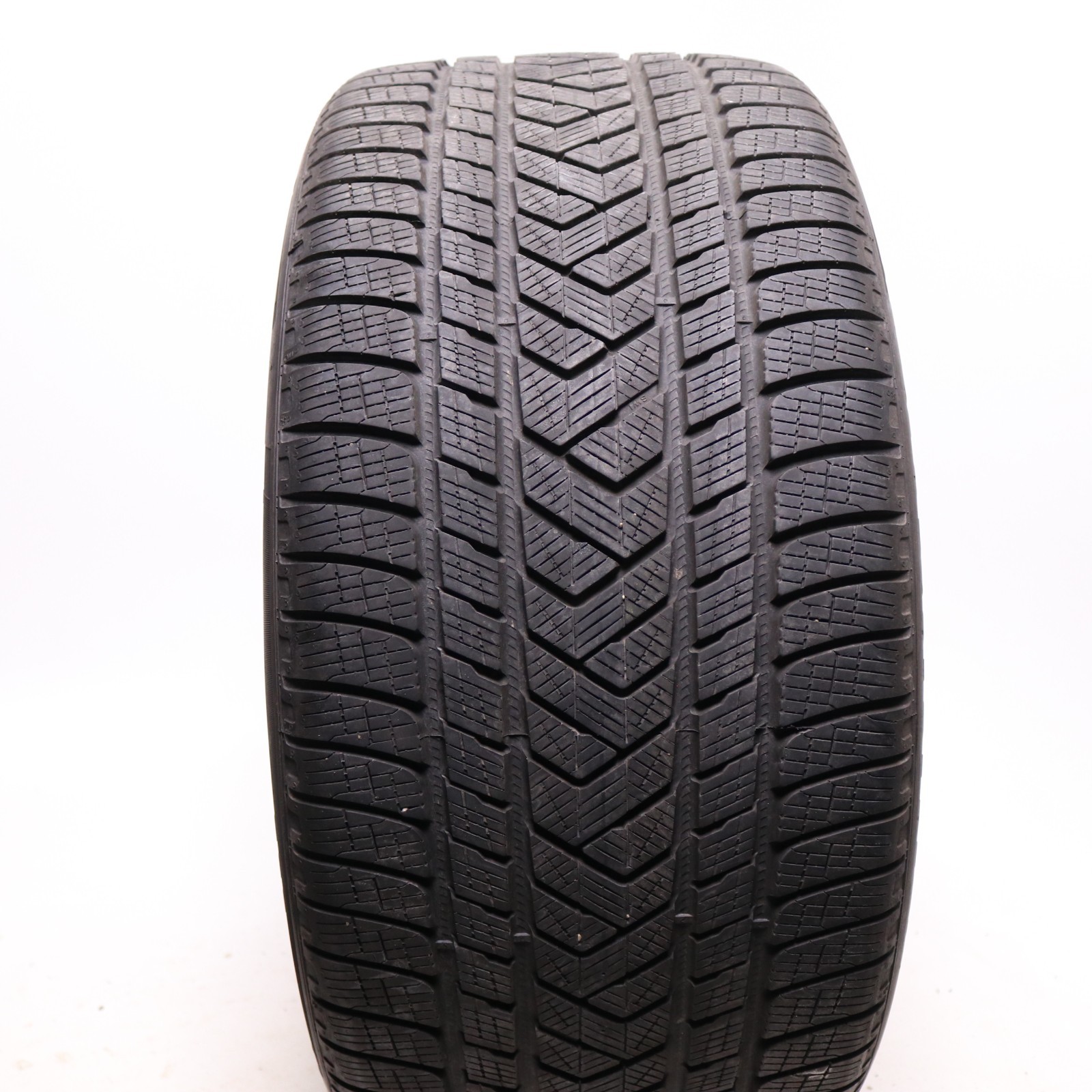 Set of 4 Used 325/35R22 & 285/40R22 Pirelli Scorpion Winter MO1 Mercedes gle gls