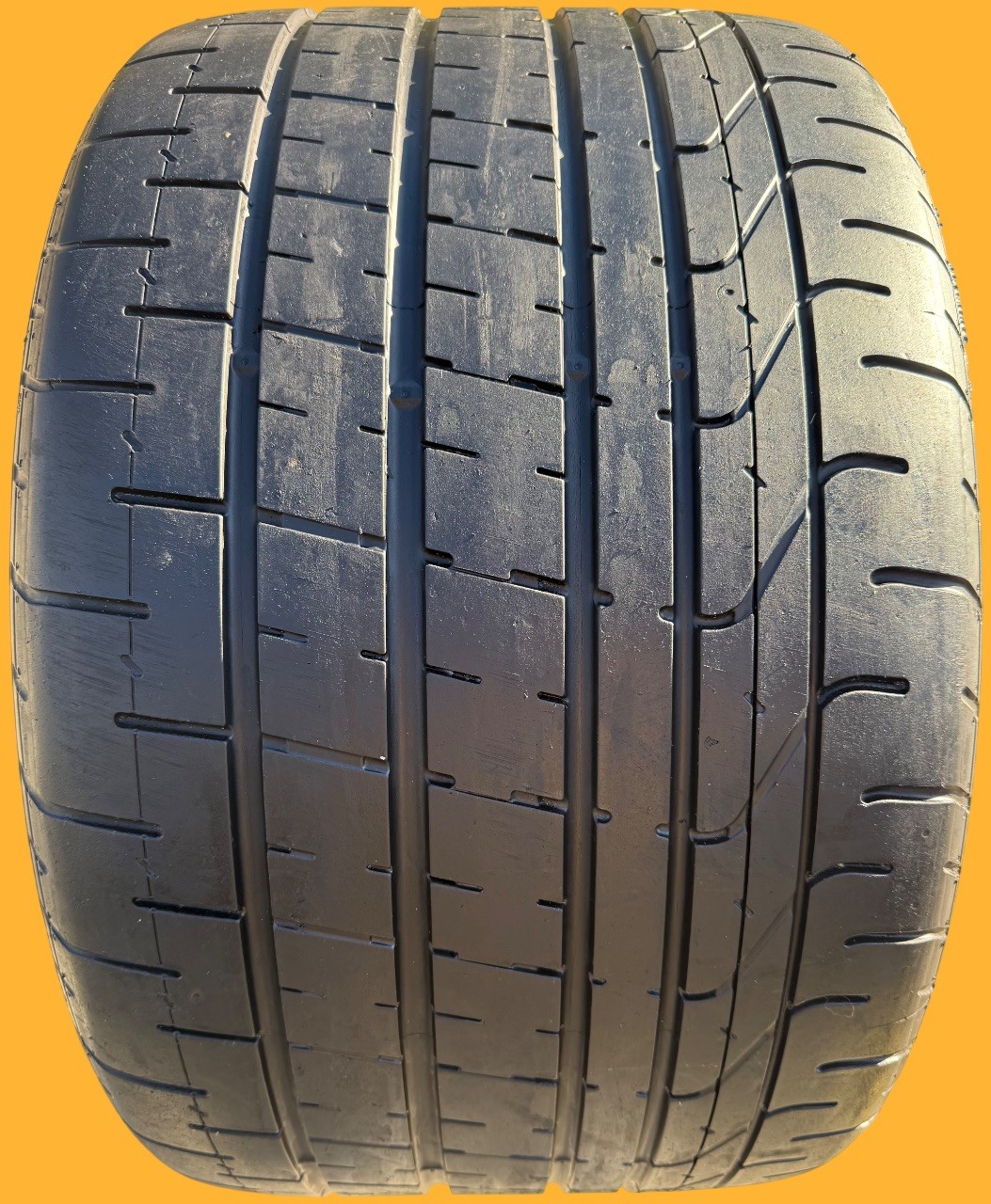 ONE USED 355/25ZR21 Pirelli P Zero Corsa 2 Lamborghini Aventador Tire 7.5/32”!!