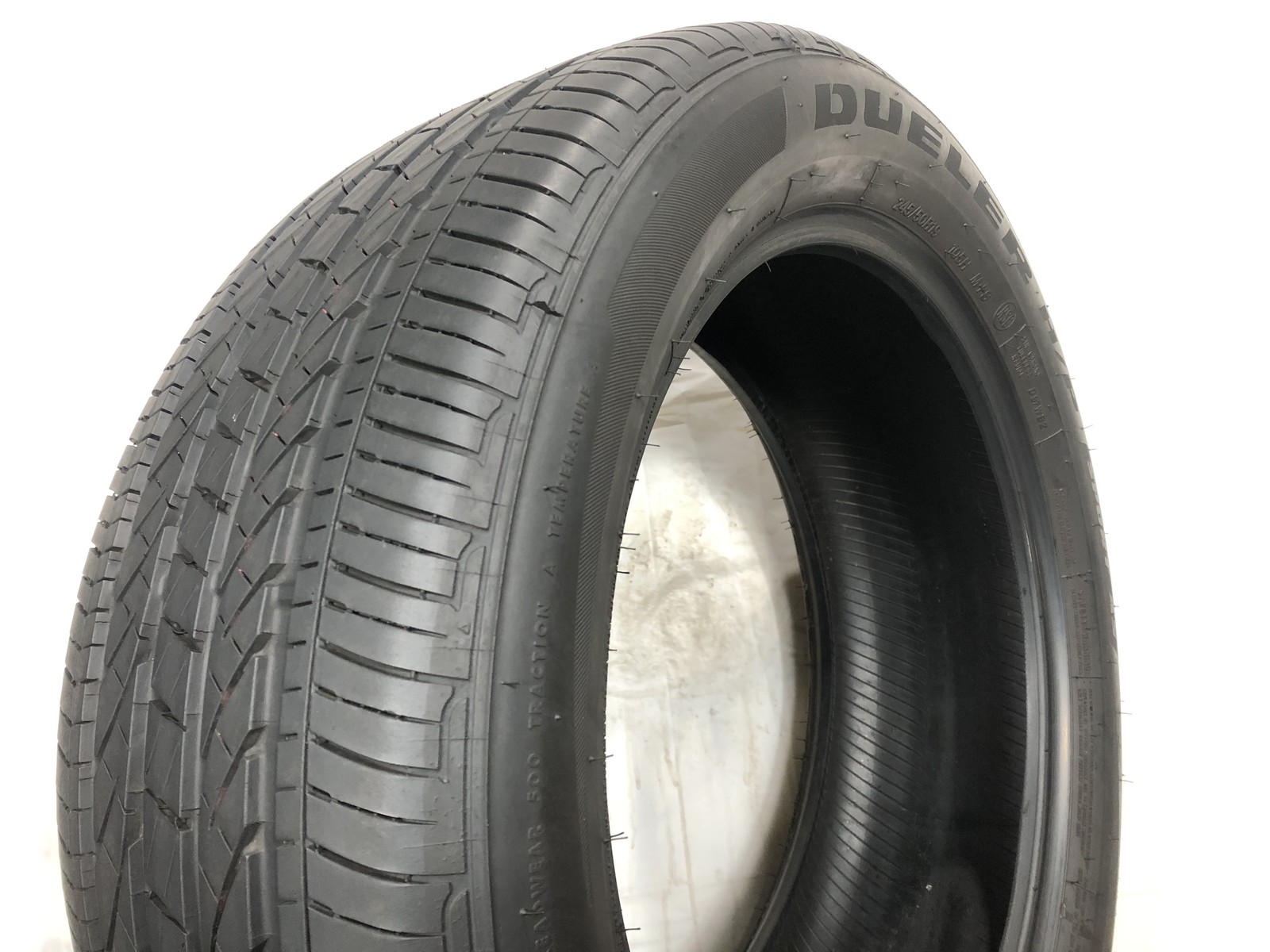 [1] Bridgestone Dueler H/P Sport AS RFT Run Flat 245 50 19 Tire 7.25/32
