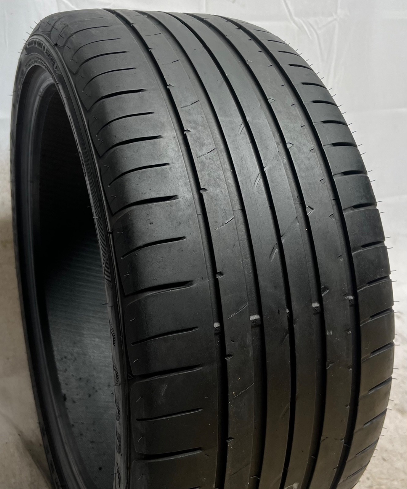 1 – NICE 265/35ZR20 (95Y) Goodyear Eagle F1 Asymmetric 2 (N0) Porsche – 7078