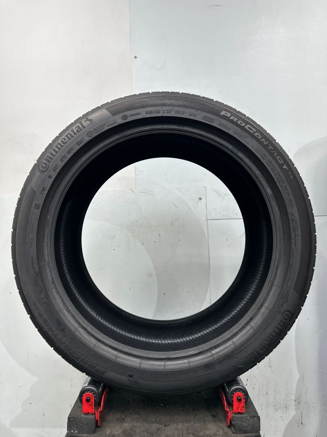 1 Continental ProContact TX Used Tire P315/35R21 3153521 315/35/21 7/32