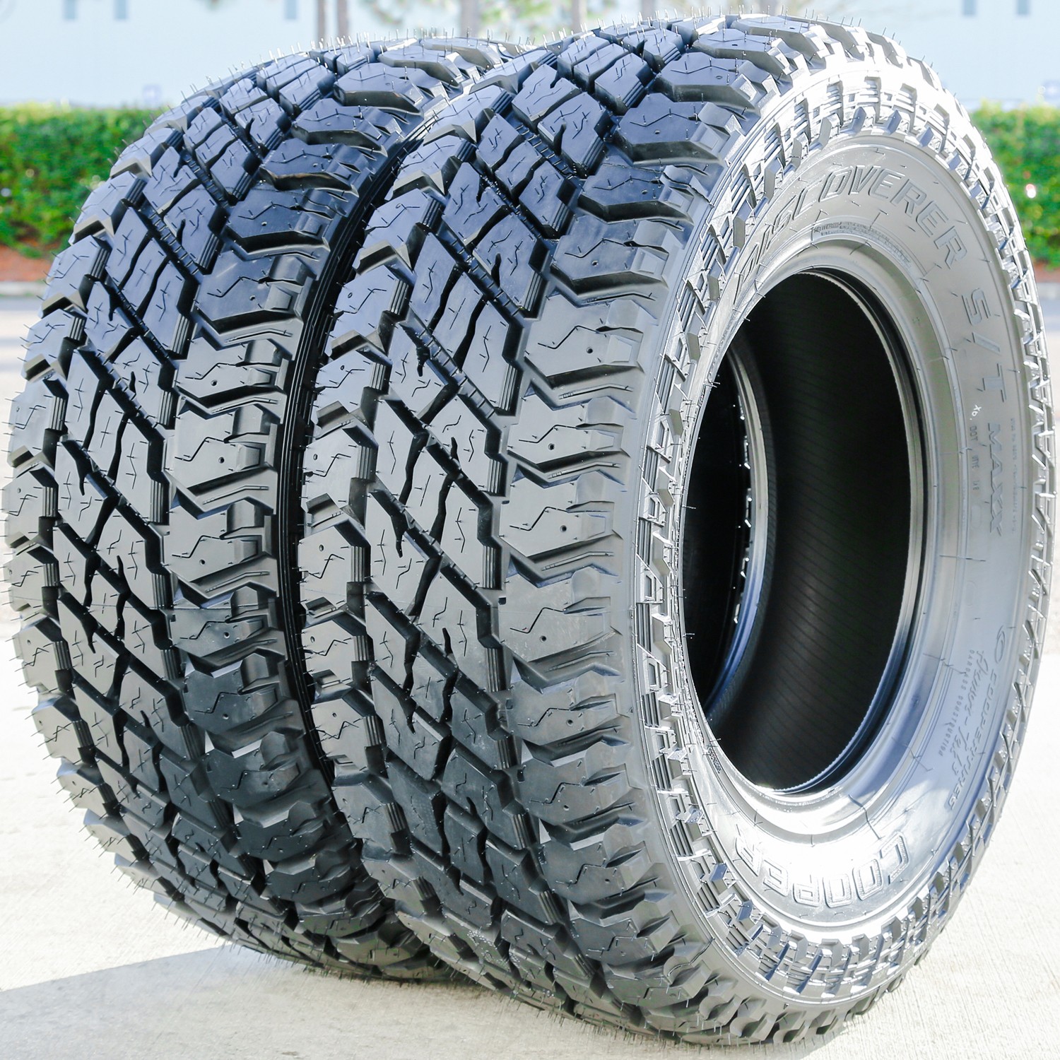 Tire Cooper Discoverer S/T Maxx LT 265/65R17 Load E 10 Ply AT A/T
