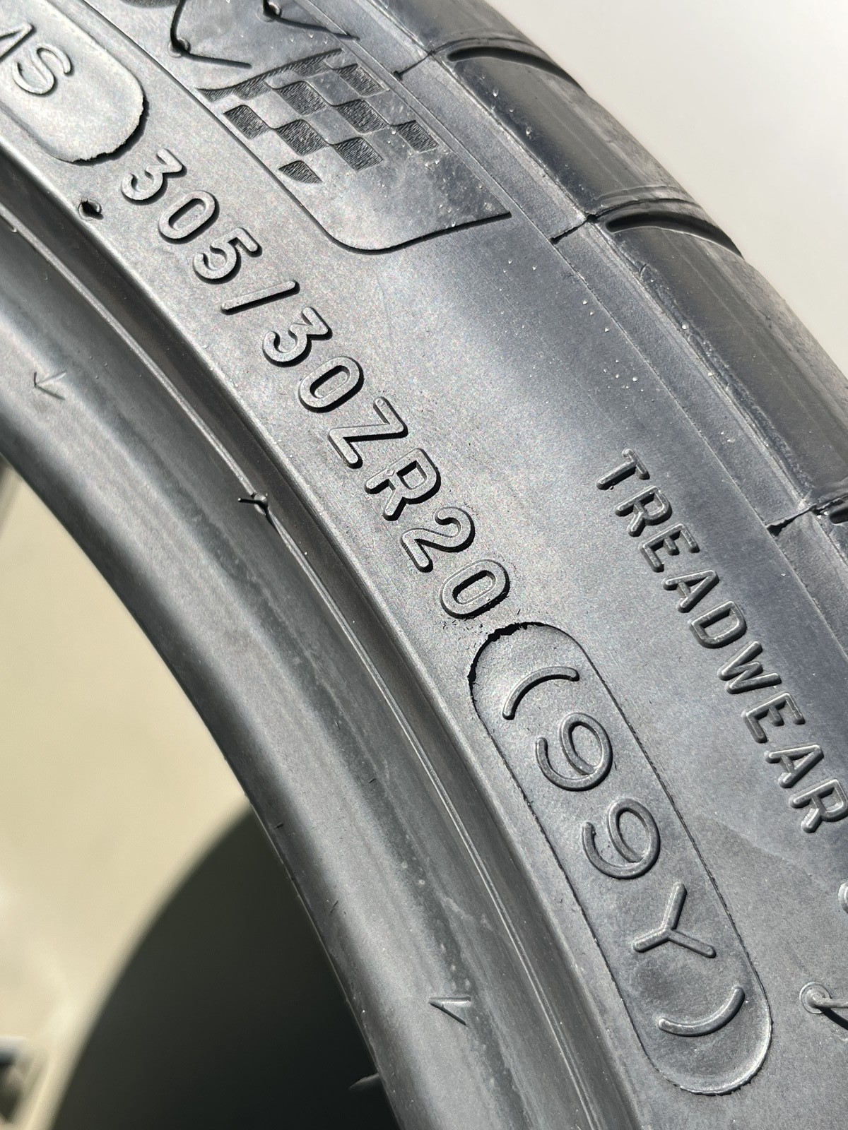 1 Tire Michelin Pilot Sport All Season 4 ZP 305/30ZR20 99Y DOT.2322 7.25/32
