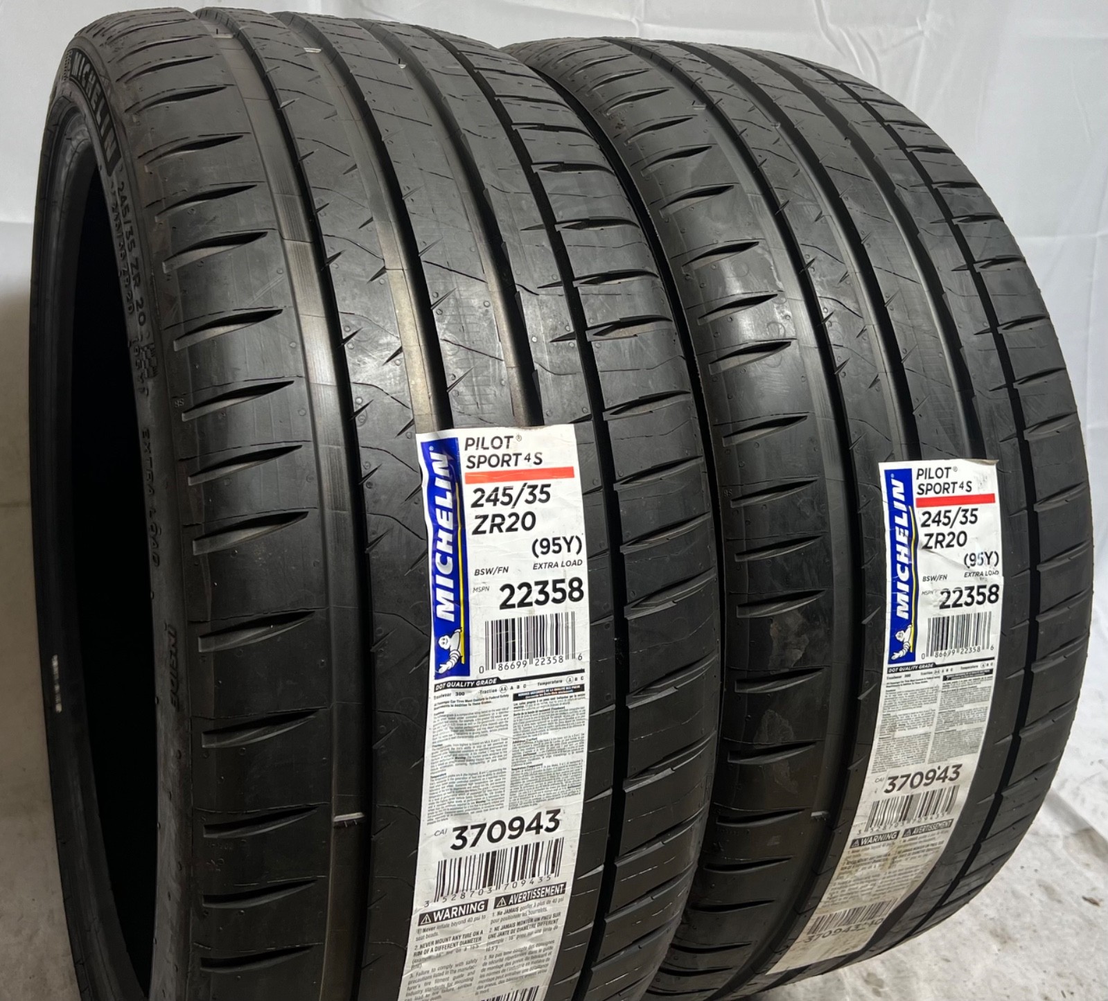 2 – NEW 245/35ZR20 XL (95Y) Michelin Pilot Sport 4 S – 7086