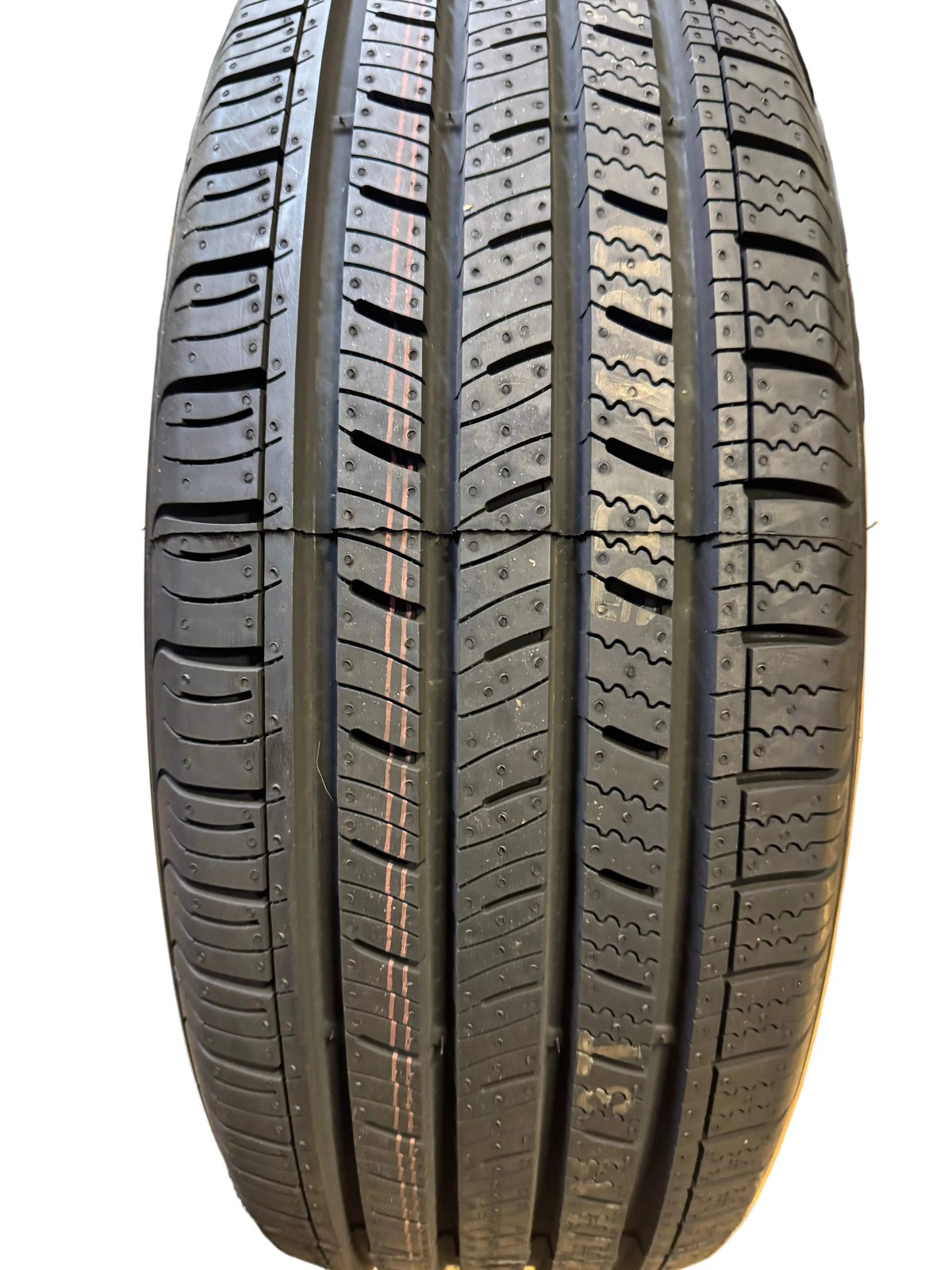 NOS KUMHO SOLUS TA11 BSW P 215 65 17 99T ALLL SEASON TIRE 2182943