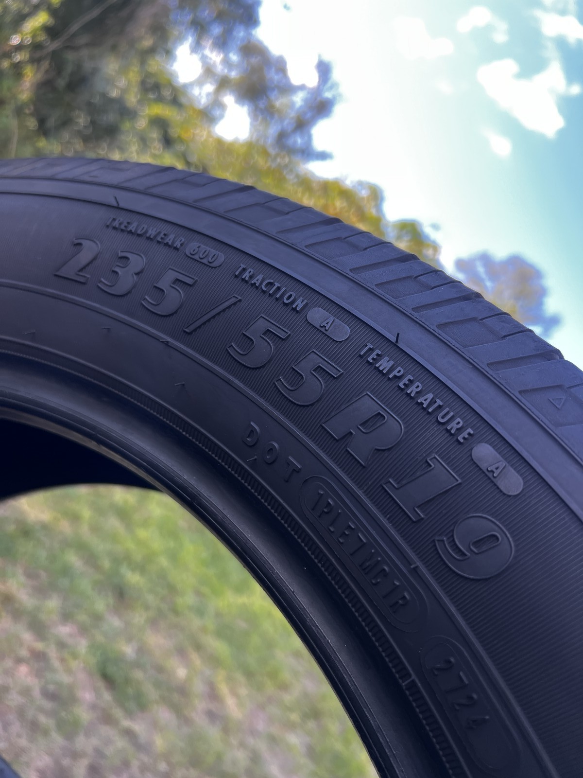 1 Tire Goodyear Reliant All-season 235/55R19 101V DOT.2724 7.75/32 NO Patch