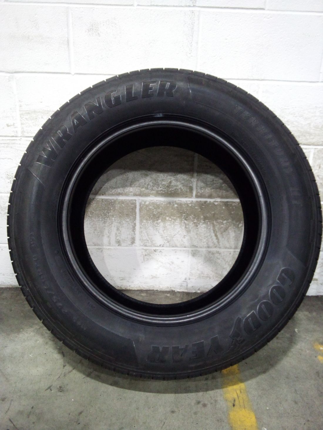 1x P275/60R20 Goodyear wrangler Territory HT 11/32 New Tire