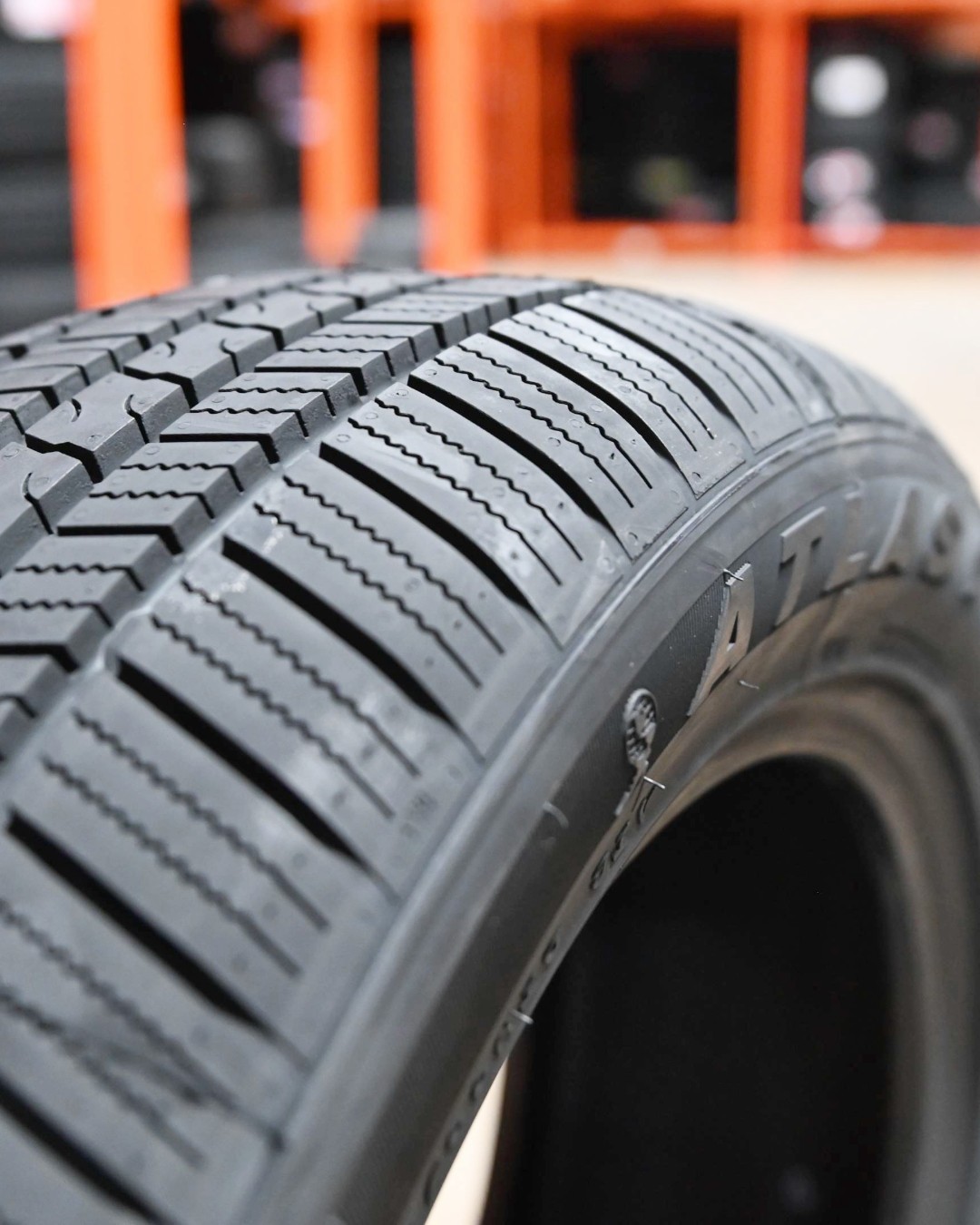 4 NEW ATLAS FORCE HP 205/65R15 94H HP 2056515 R15