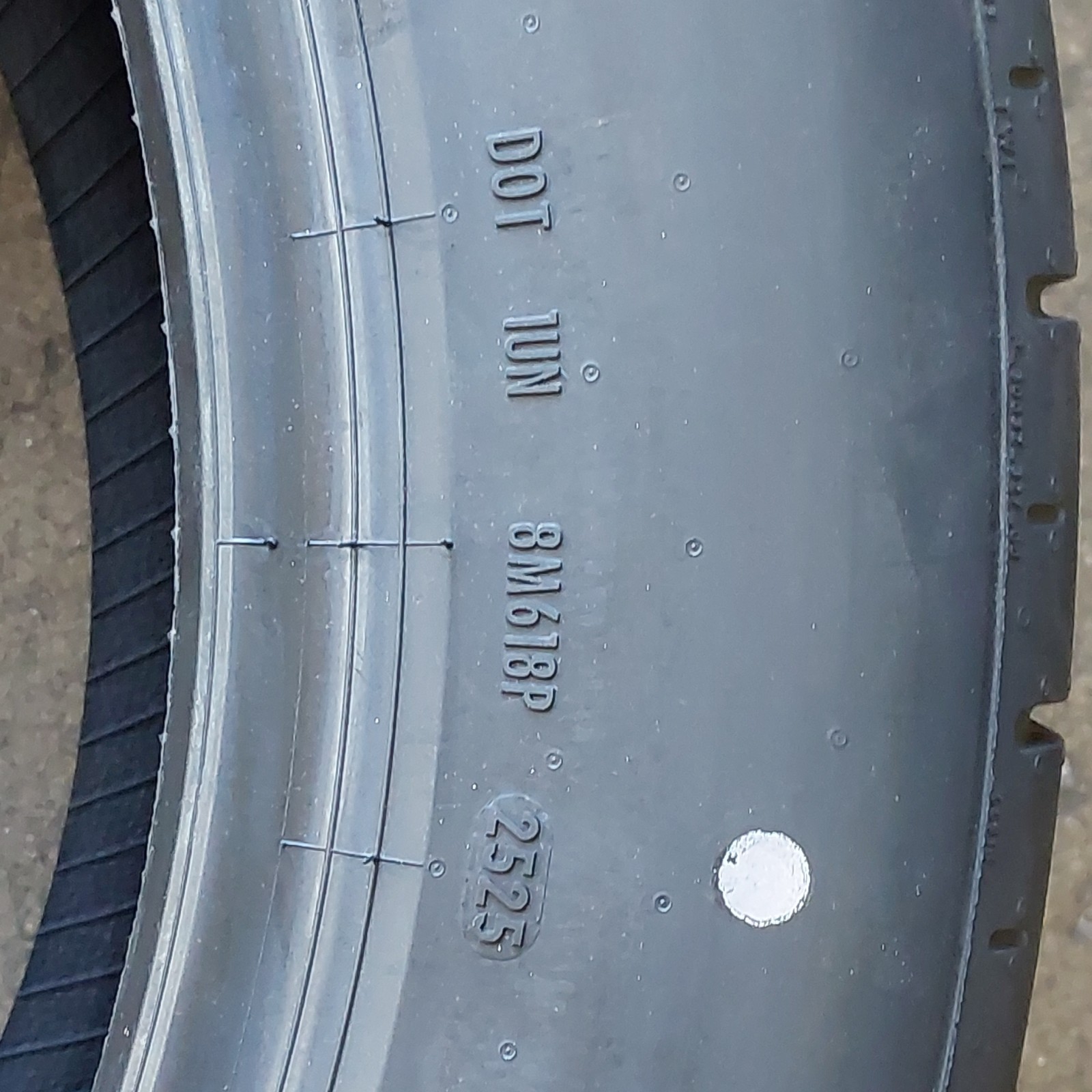 New tire 275/45R21 Pirelli P-Zero PZ5 107Y SL Black Wall