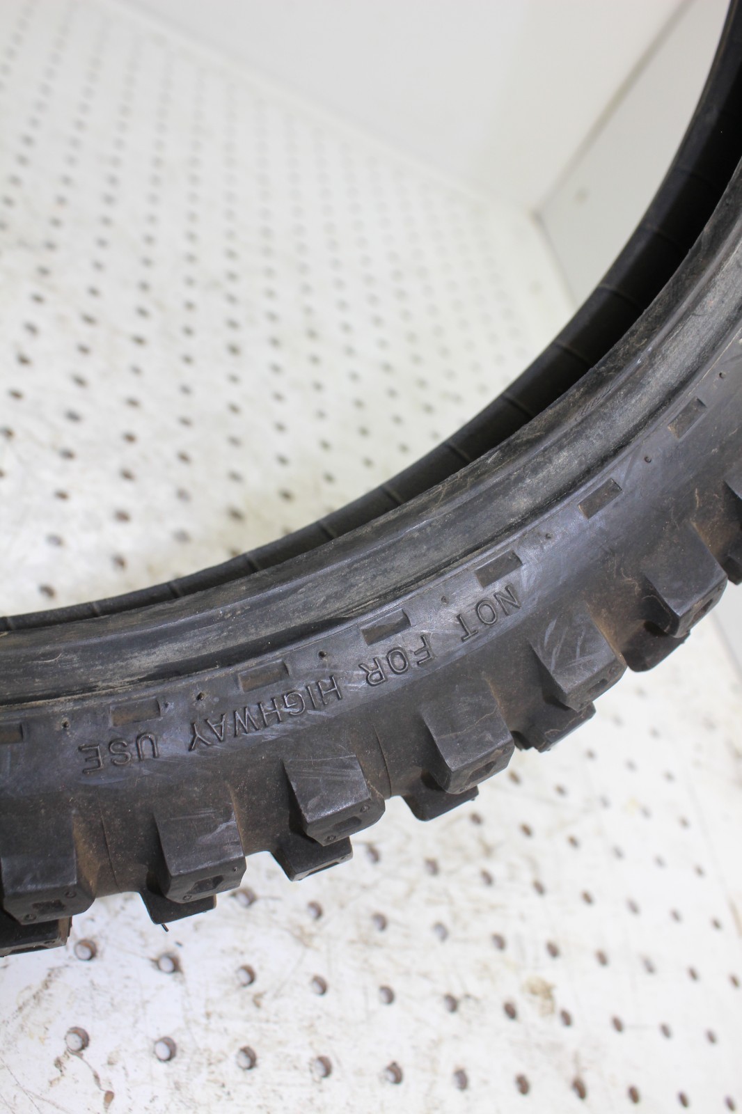 DUNLOP SPORT K490 TIRE TUBE TYPE 70/100-17 *NOS* (NTR17-28)