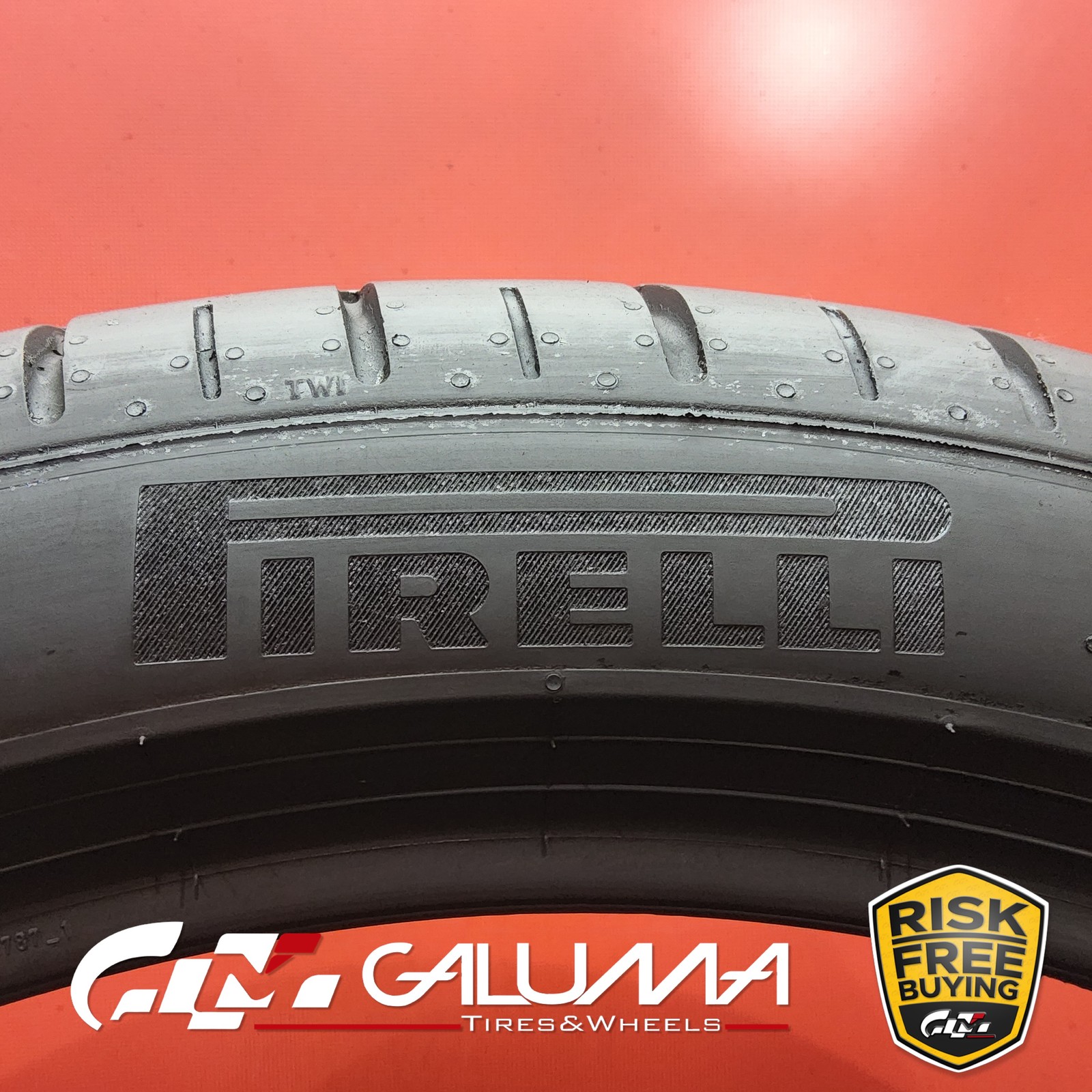 Set of 2 Tires LikeNEW Pirelli P-Zero (PZ4) ★MO XL 245/40R20 No Repairs #95907