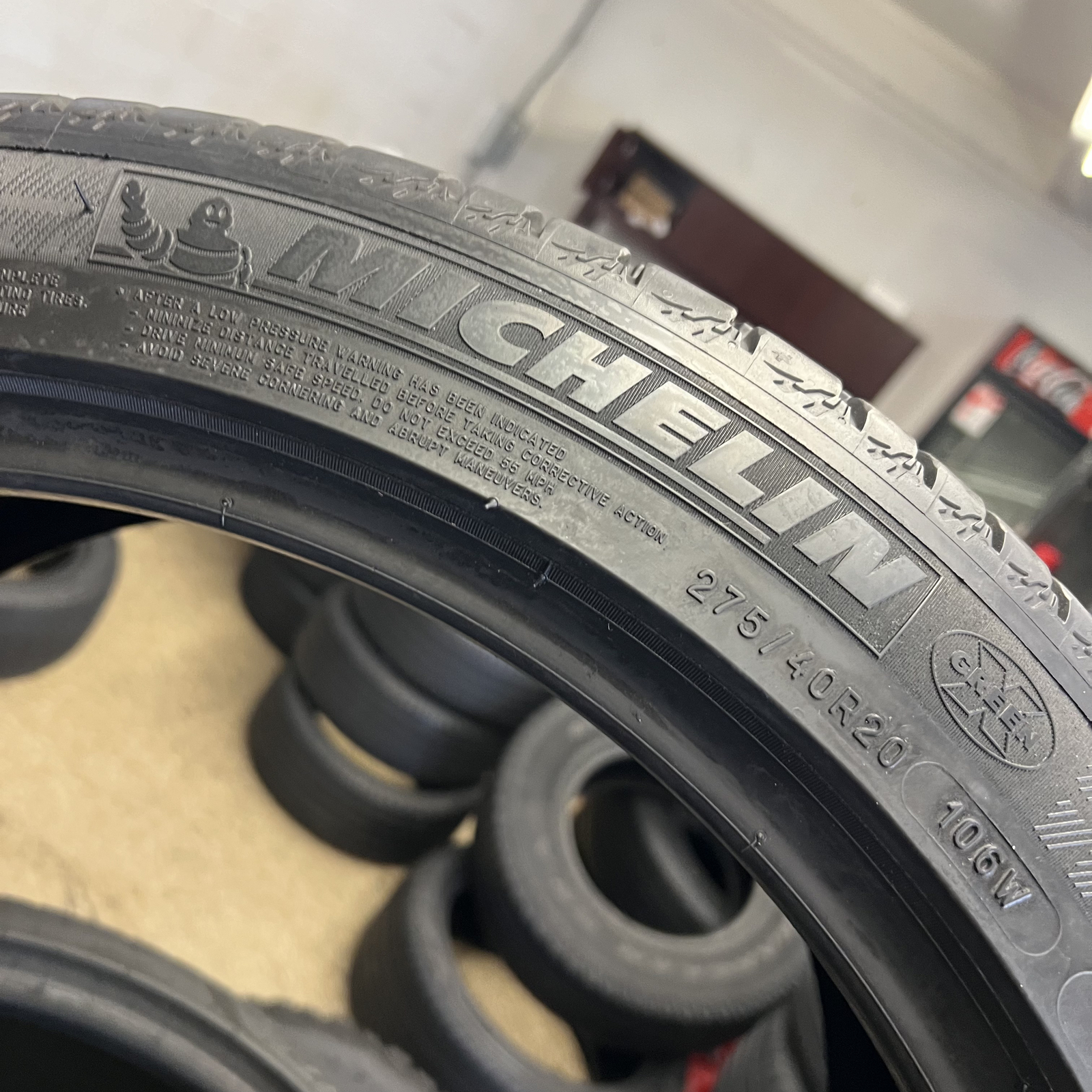 1 TIRE LikeNew Michelin Latitude Sport 3 ZP RunFlat BMW 275/40/20 275/40R20 106W