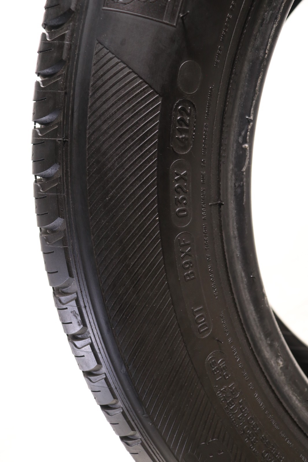 Set of 4 Used 235/60R18 Michelin Latitude Tour HP – 102V – 8-9/32
