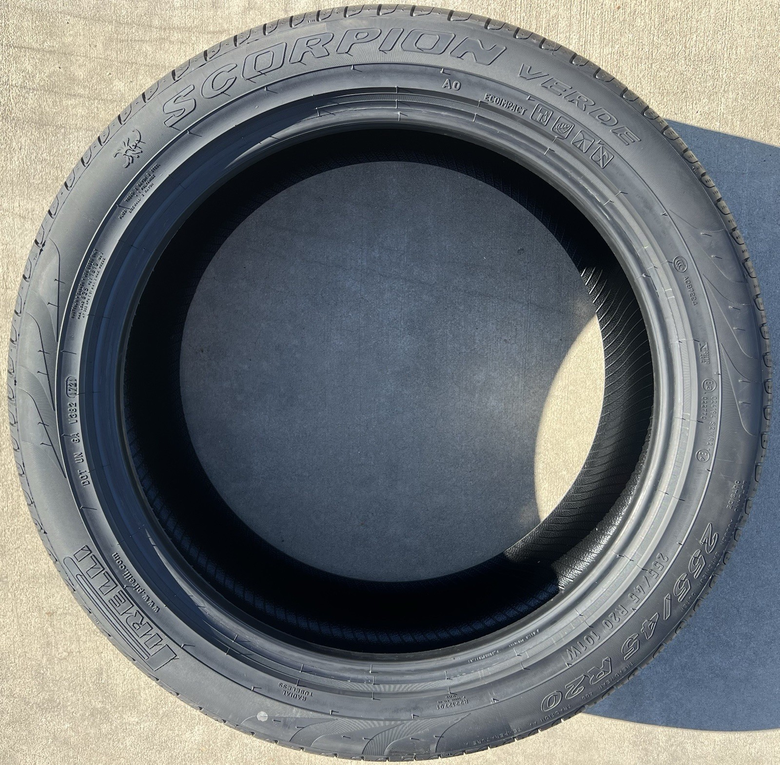 Set of FOUR BRAND NEW 255/45R20 101W Pirelli Scorpion Verde AO Audi Tires