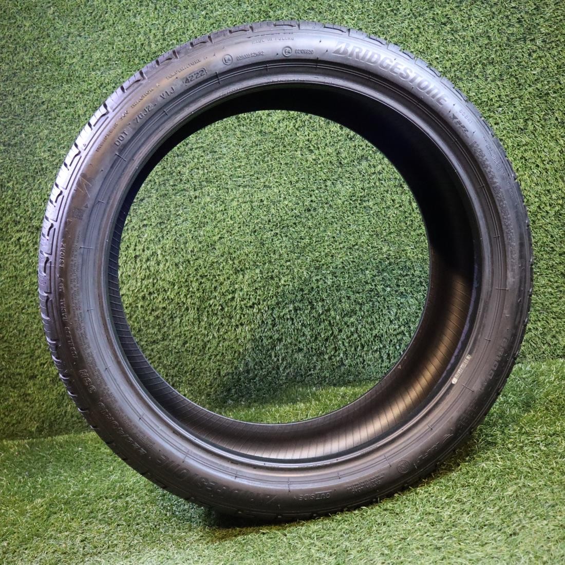 Pair 225 40 19 Bridgestone Turanza LS 100 Run Flat 90% Tread 8/32 93H #27727