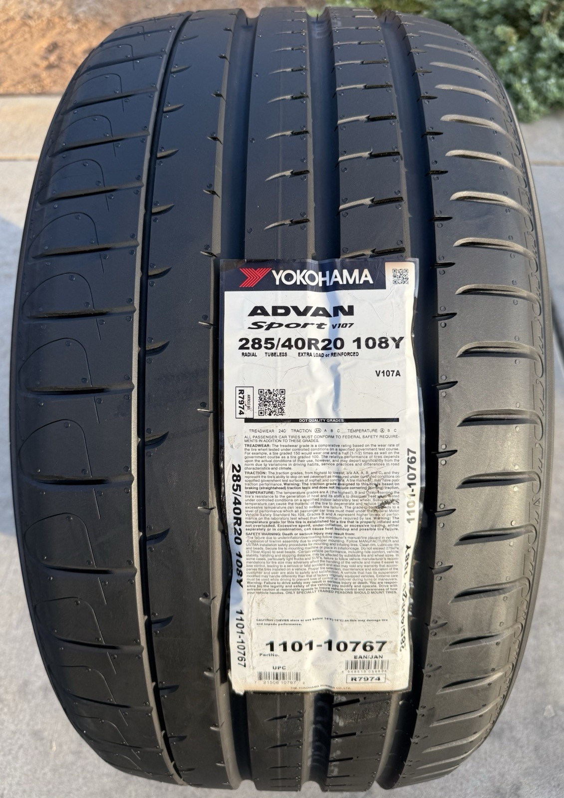 Set of TWO BRAND NEW 285/40R20 108Y Yokohama ADVAN Sport V107 Tires 2854020