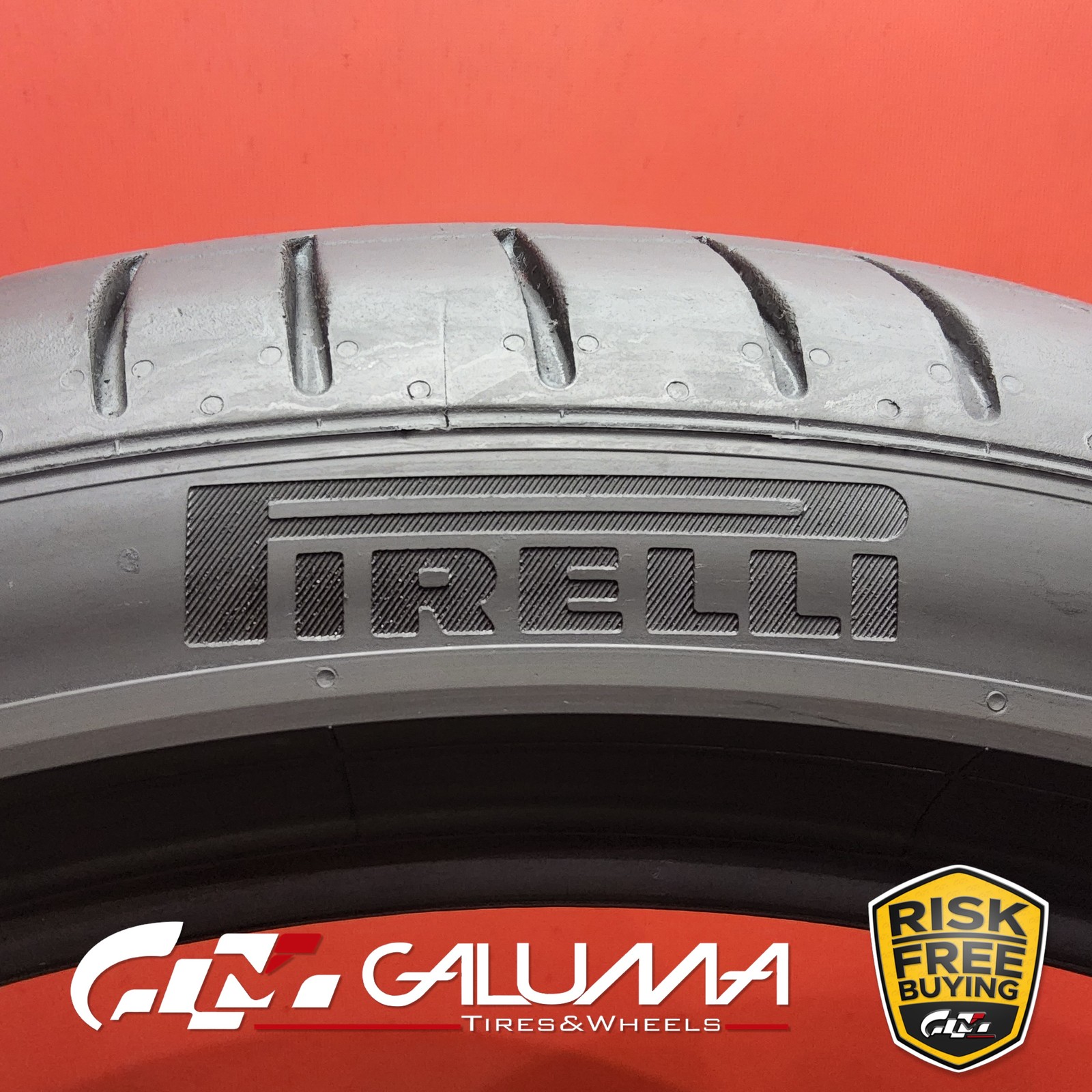 1 Tire LikeNEW Pirelli P-Zero (PZ4) RunFlat ★ XL 225/40R19 225/40/19 93Y #95905