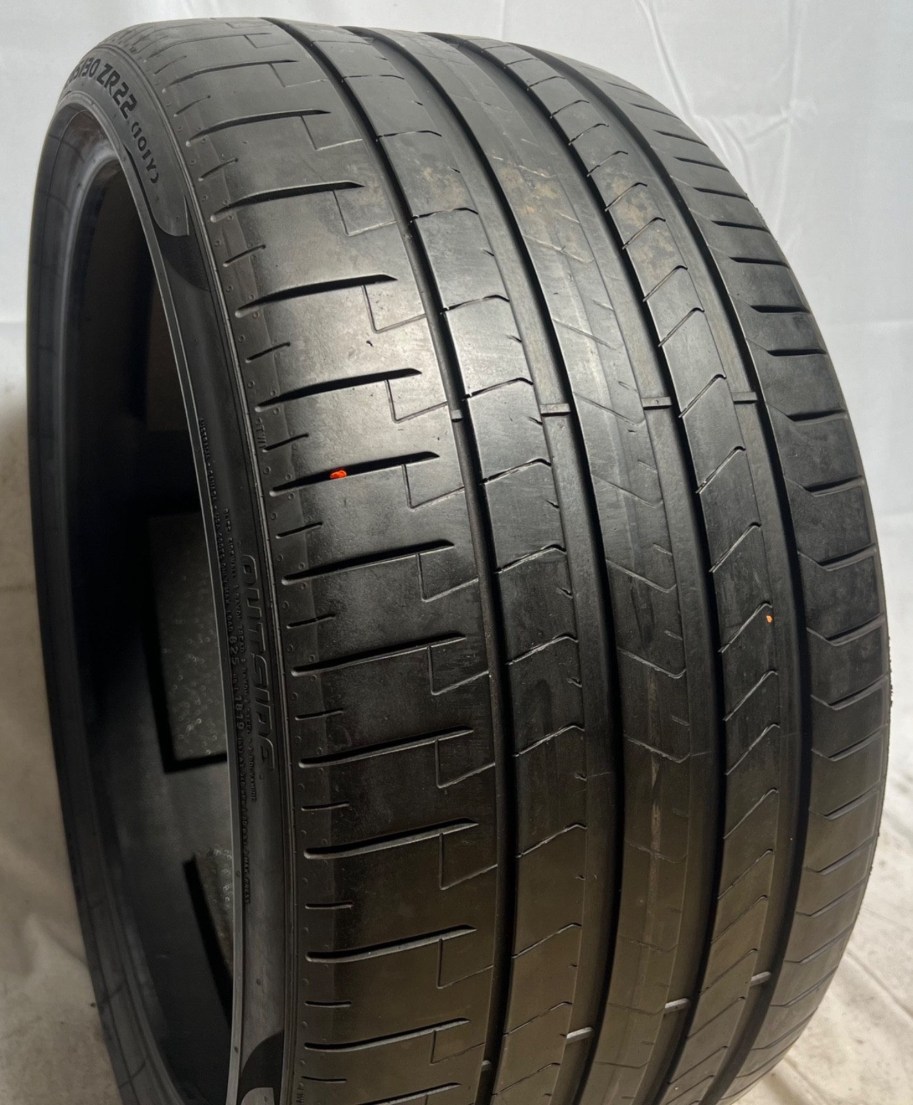 1 – NICE 285/30ZR22 XL (102Y) Pirelli P Zero PZ4 PNCS (AO) Audi OEM – 7044