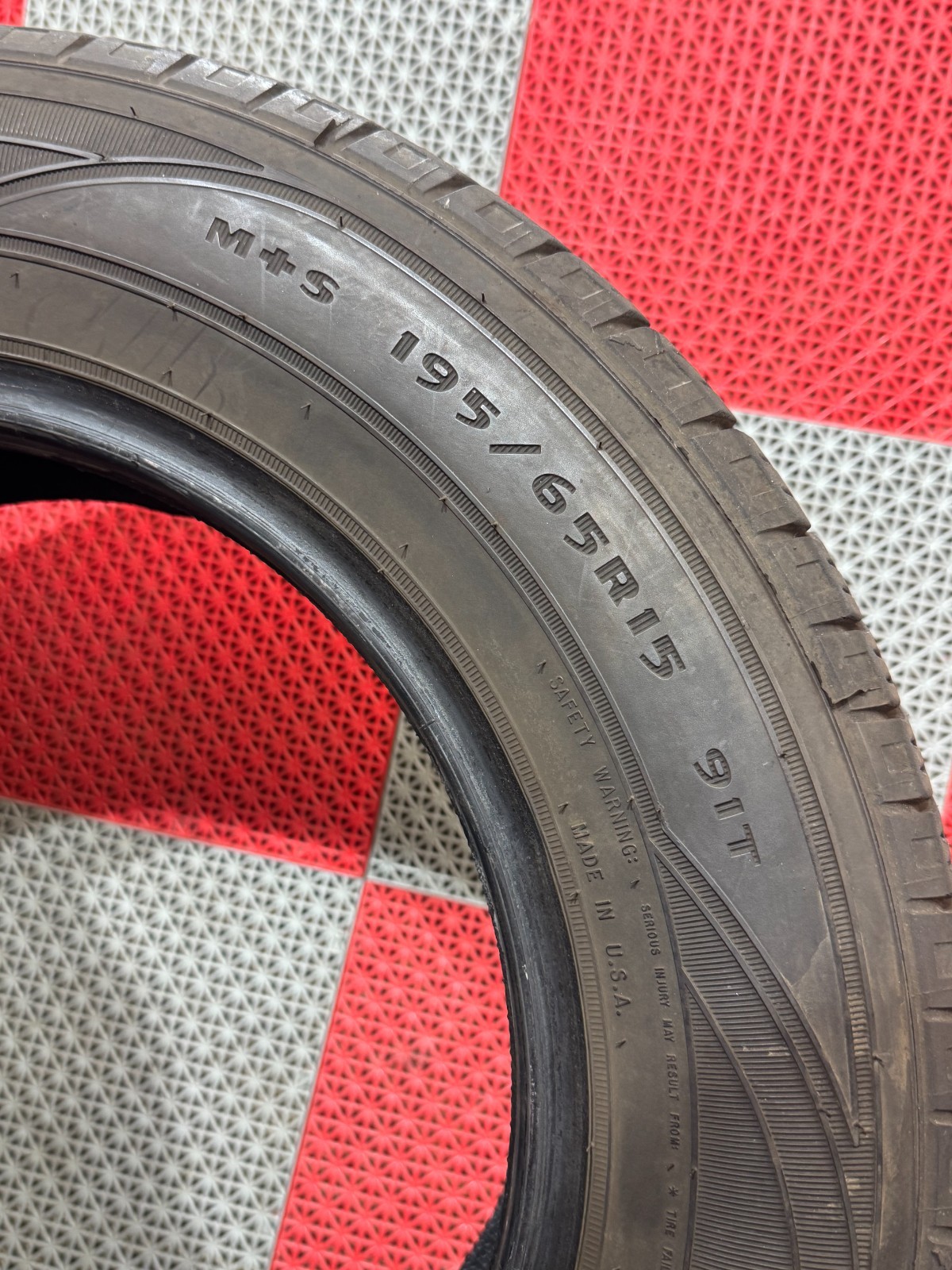 2x Used 195/65 R15 Goodyear Assurance All-Season Tires 8/32 Tread 195/65/15