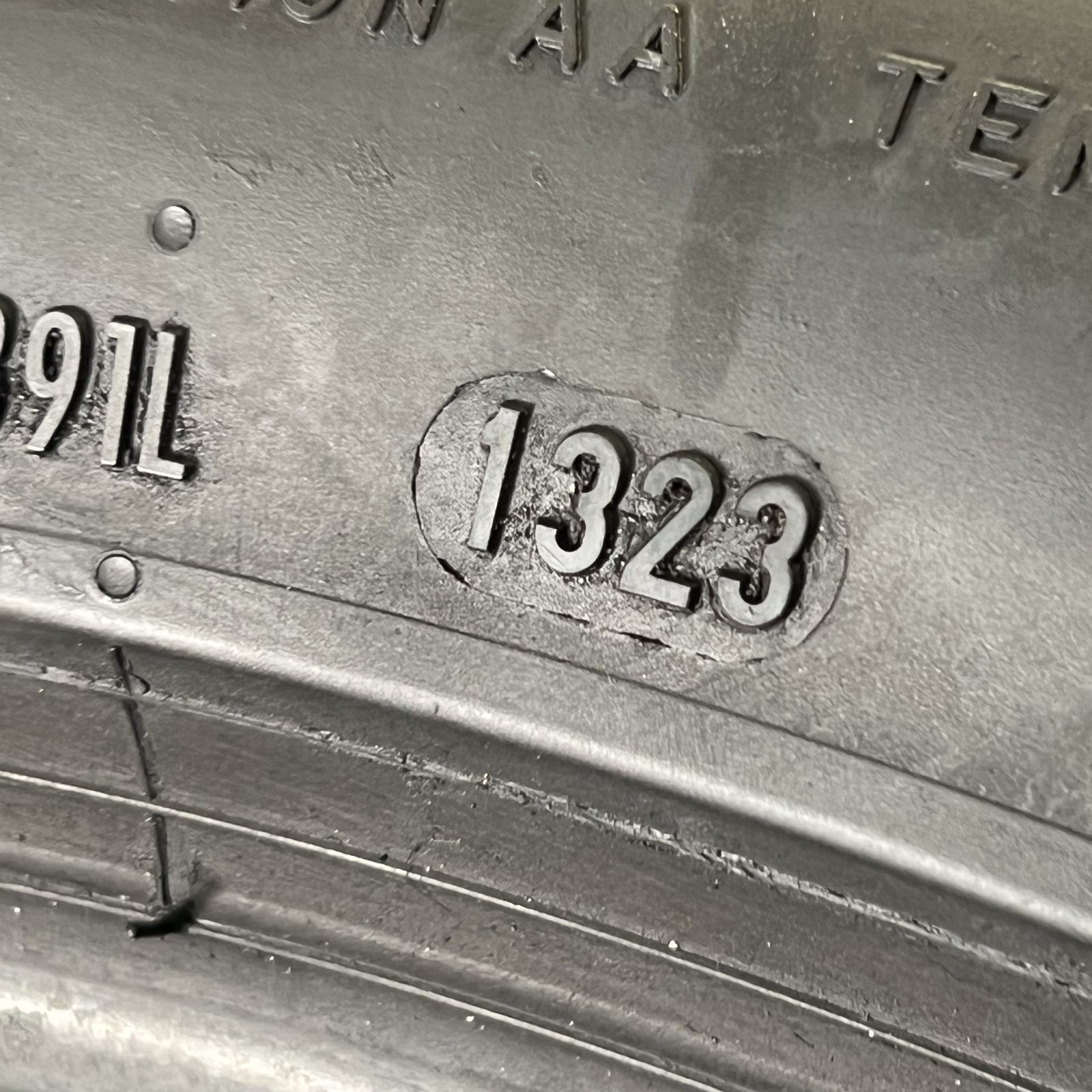 1 Tire Likenew Pirelli P Zero PZ4 BMW PNCS 255/40R21 102Y DOT.1323 NO Patch